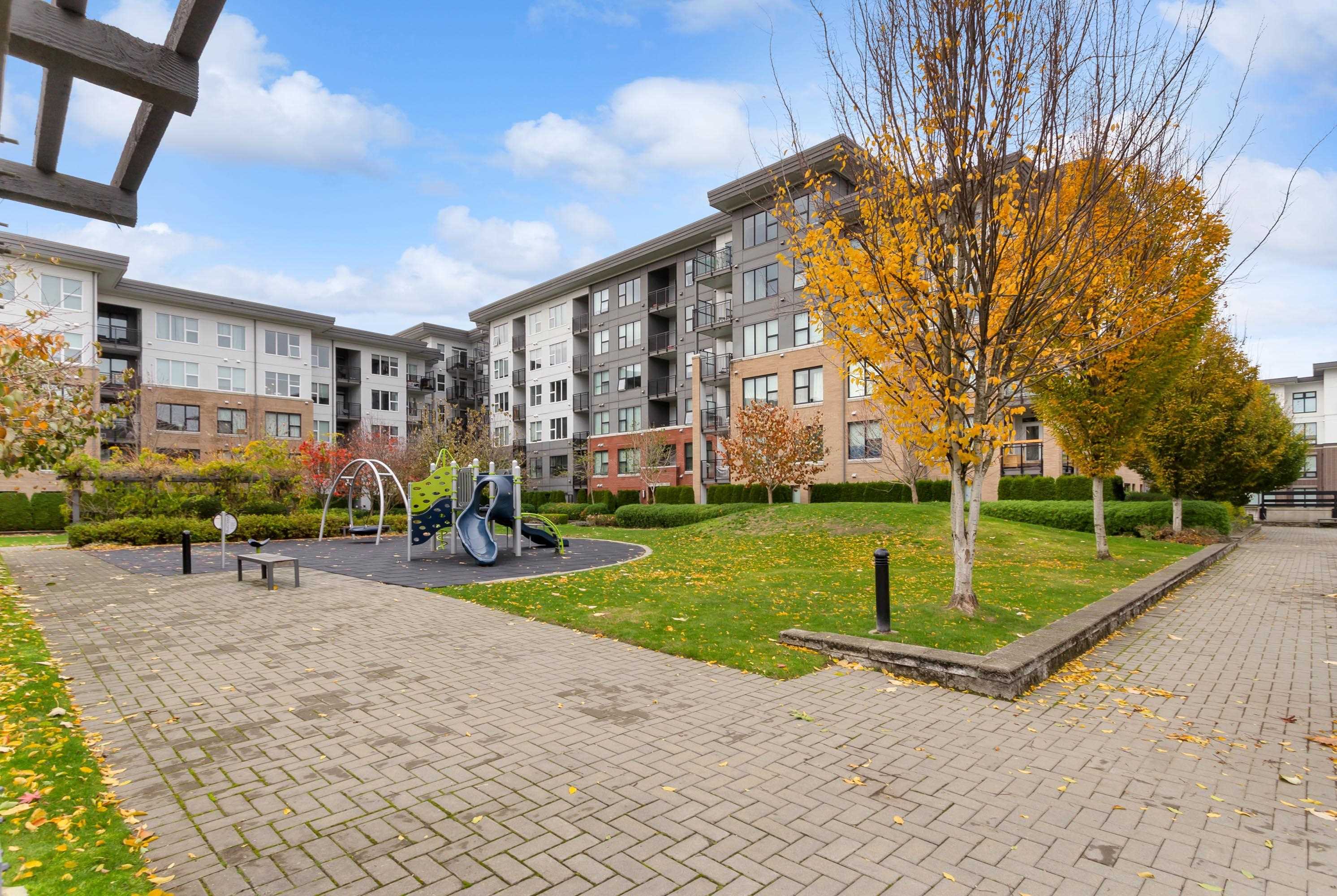612 9399 ALEXANDRA ROAD, #612