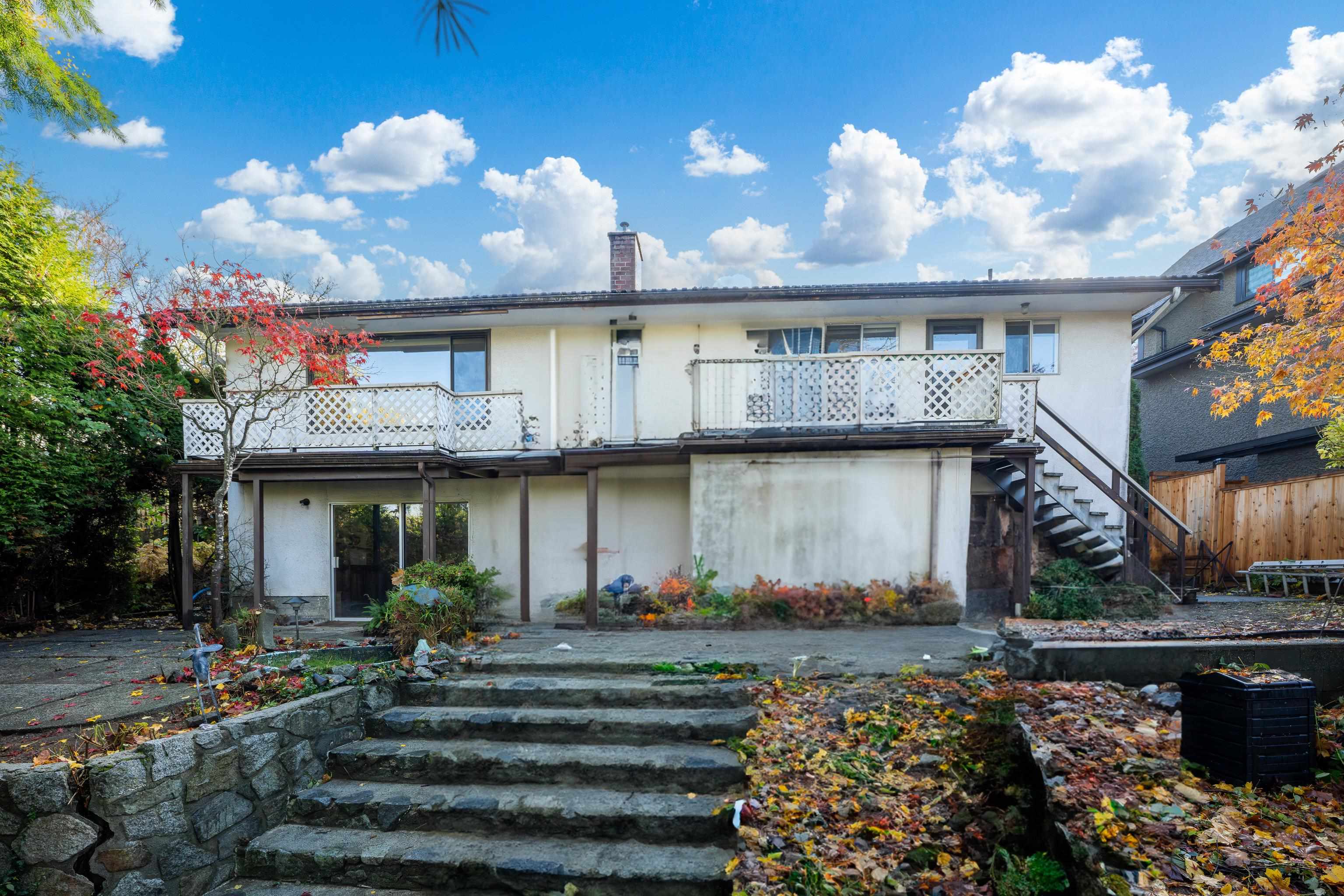 2327 SONORA DRIVE