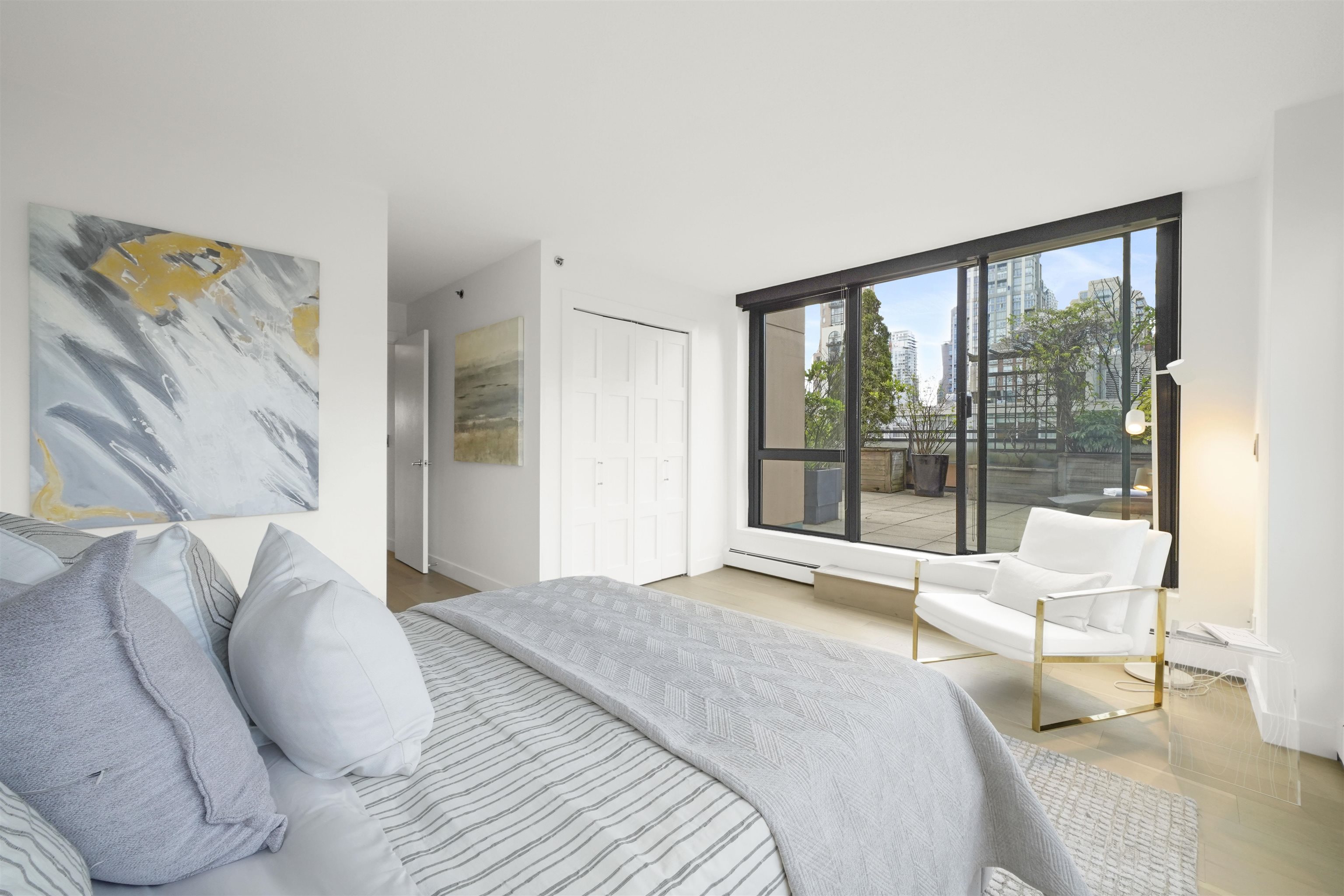 705 212 DAVIE STREET, #705