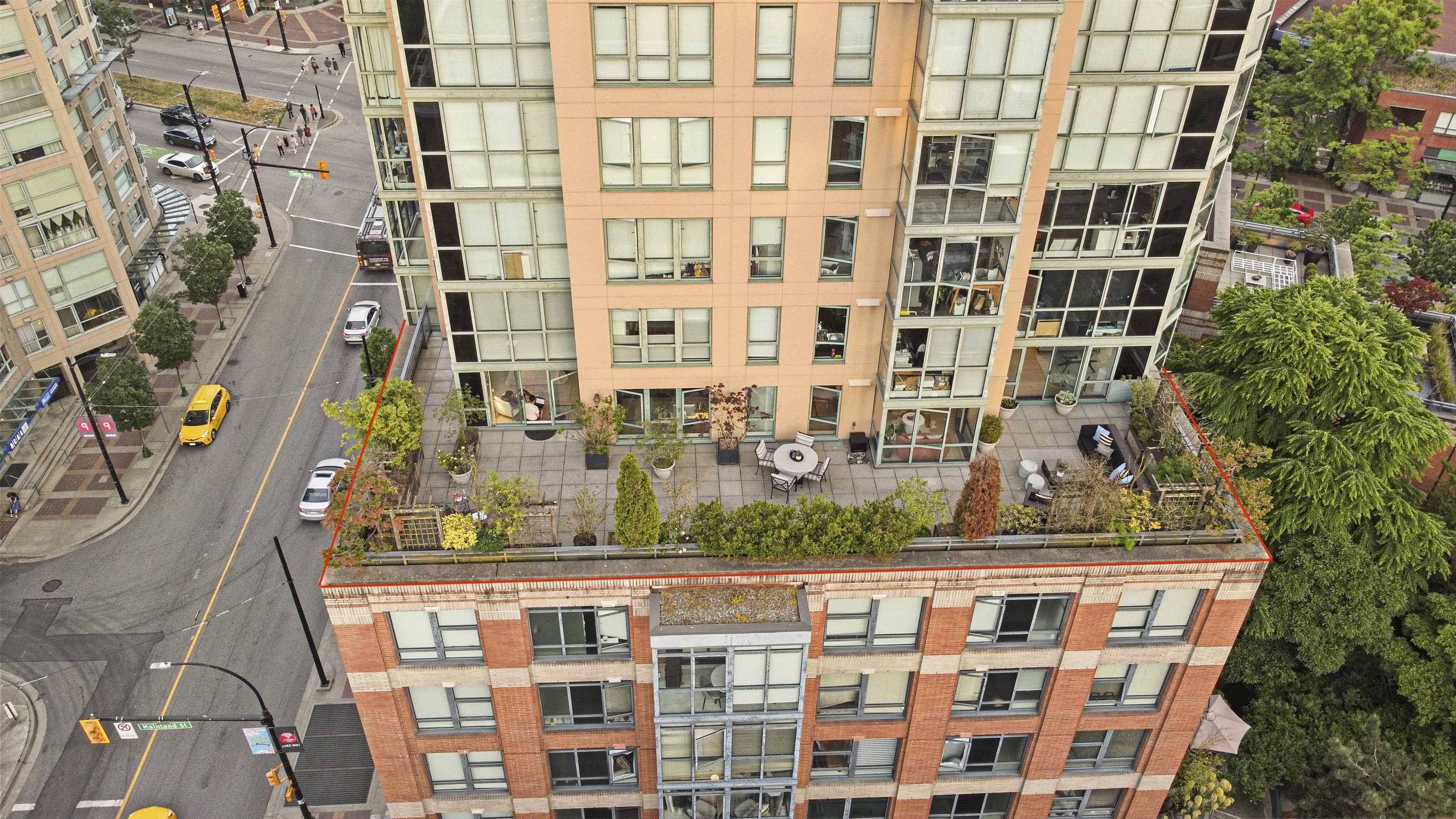 705 212 DAVIE STREET, #705