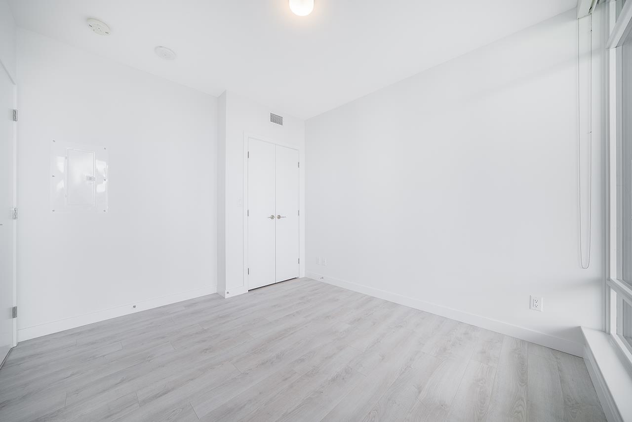 2302 2085 SKYLINE COURT, #2302