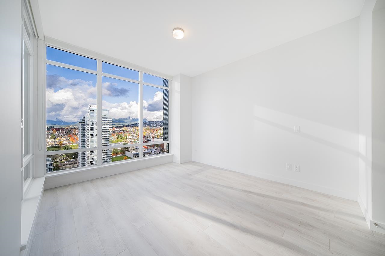 2302 2085 SKYLINE COURT, #2302