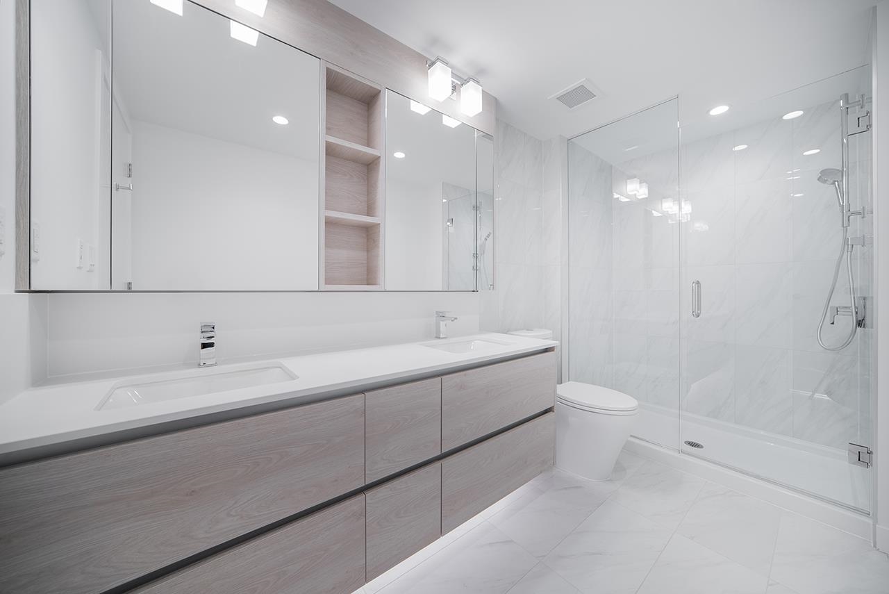 2302 2085 SKYLINE COURT, #2302