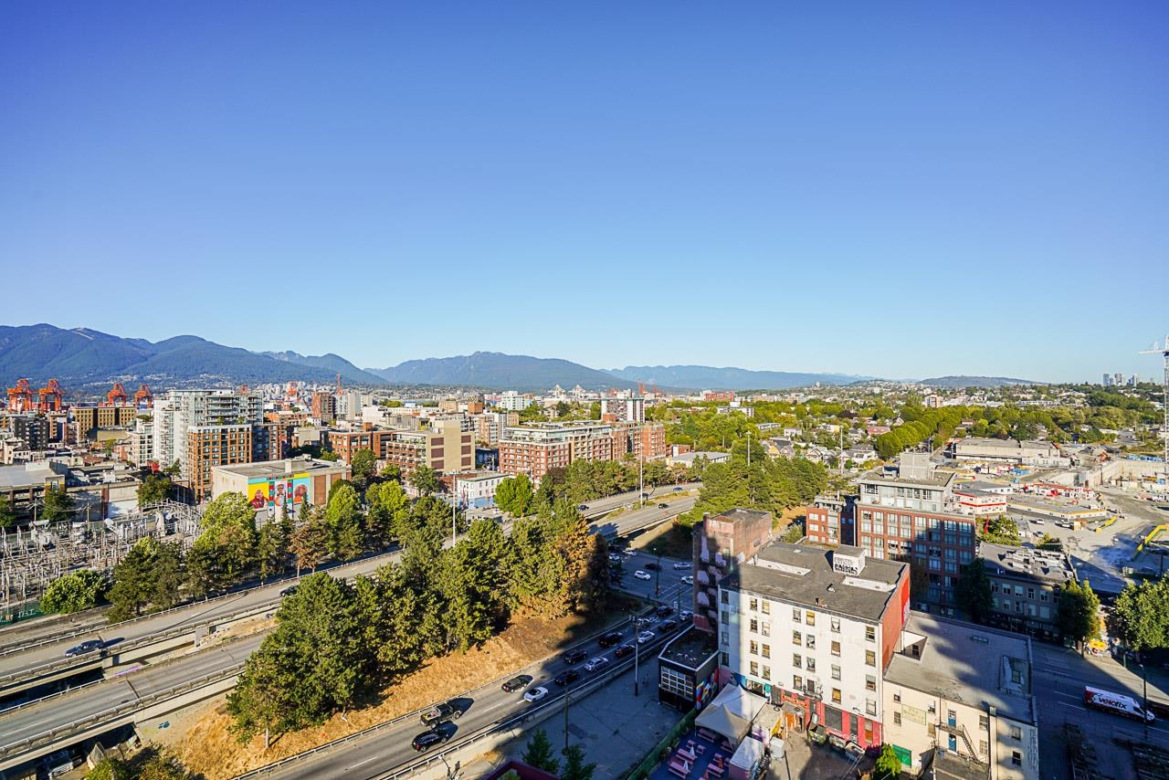 1803 125 MILROSS AVENUE, #1803