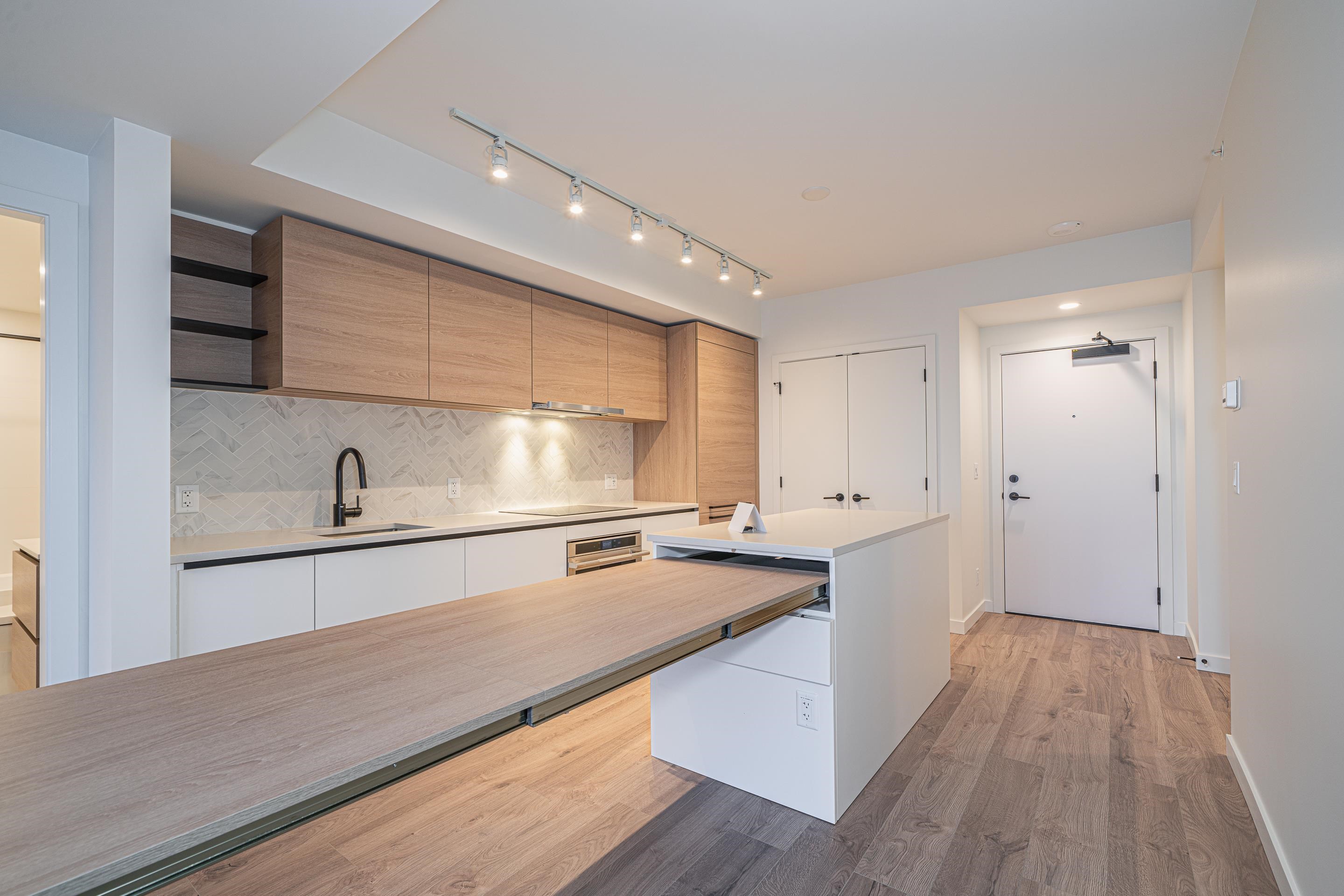2409 10448 UNIVERSITY DRIVE, #2409