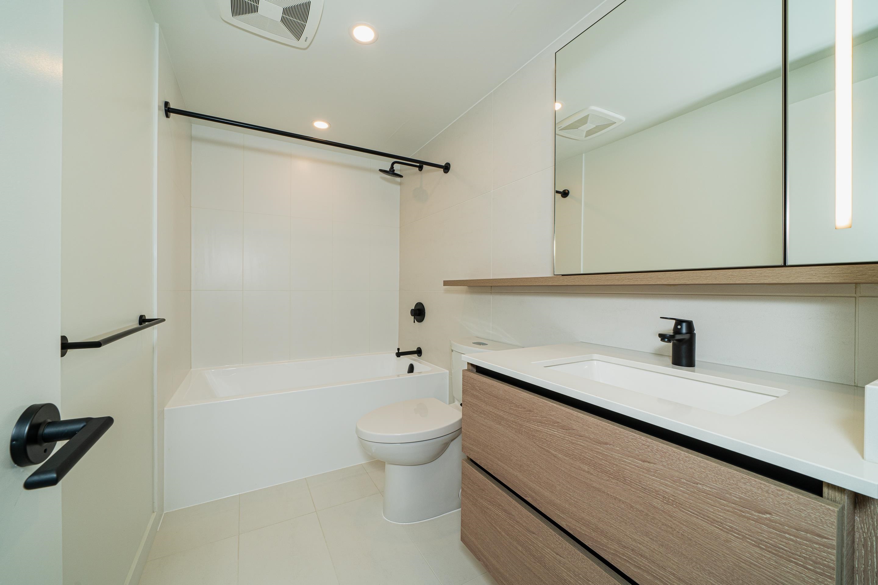 2409 10448 UNIVERSITY DRIVE, #2409