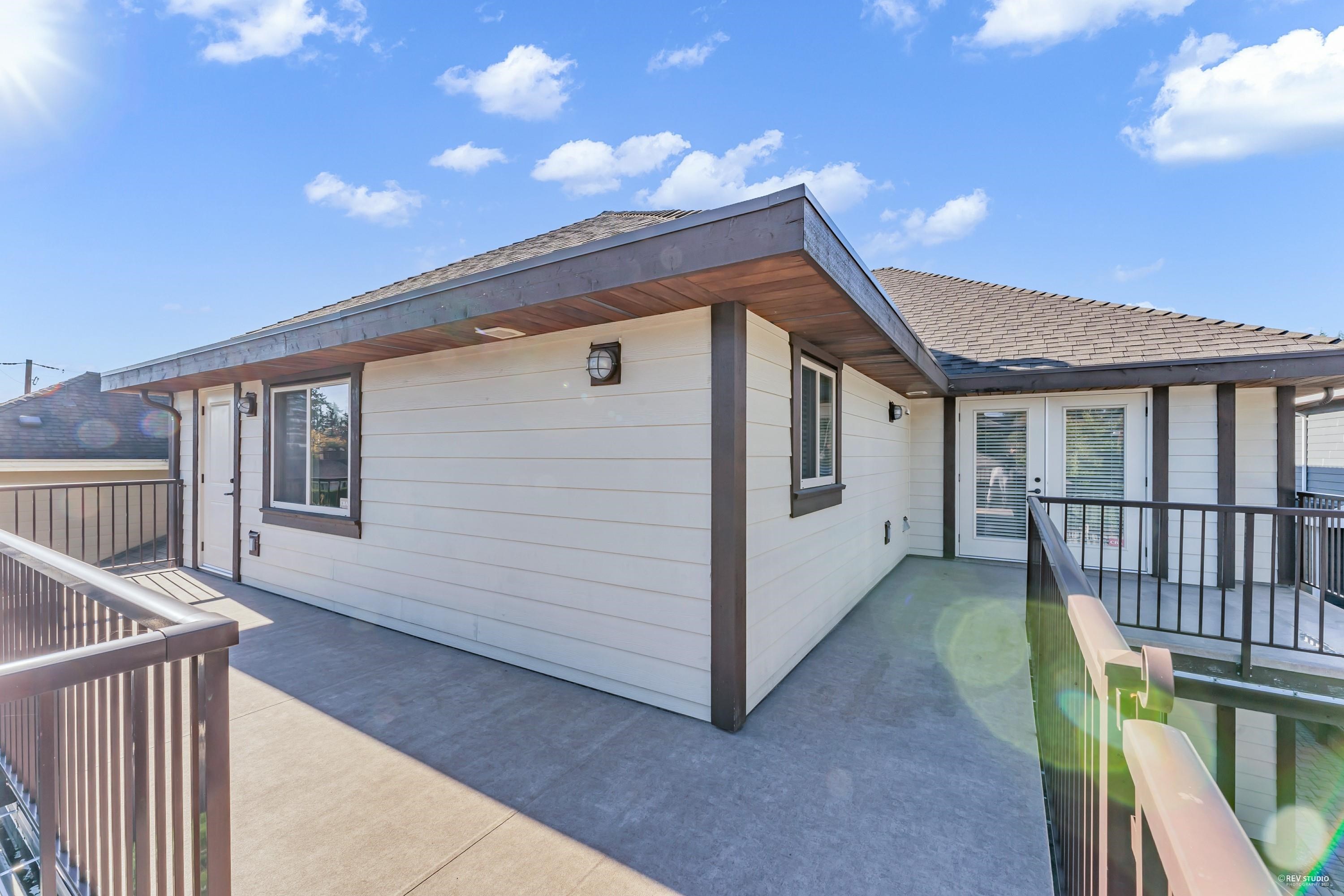 405 MUNDY STREET