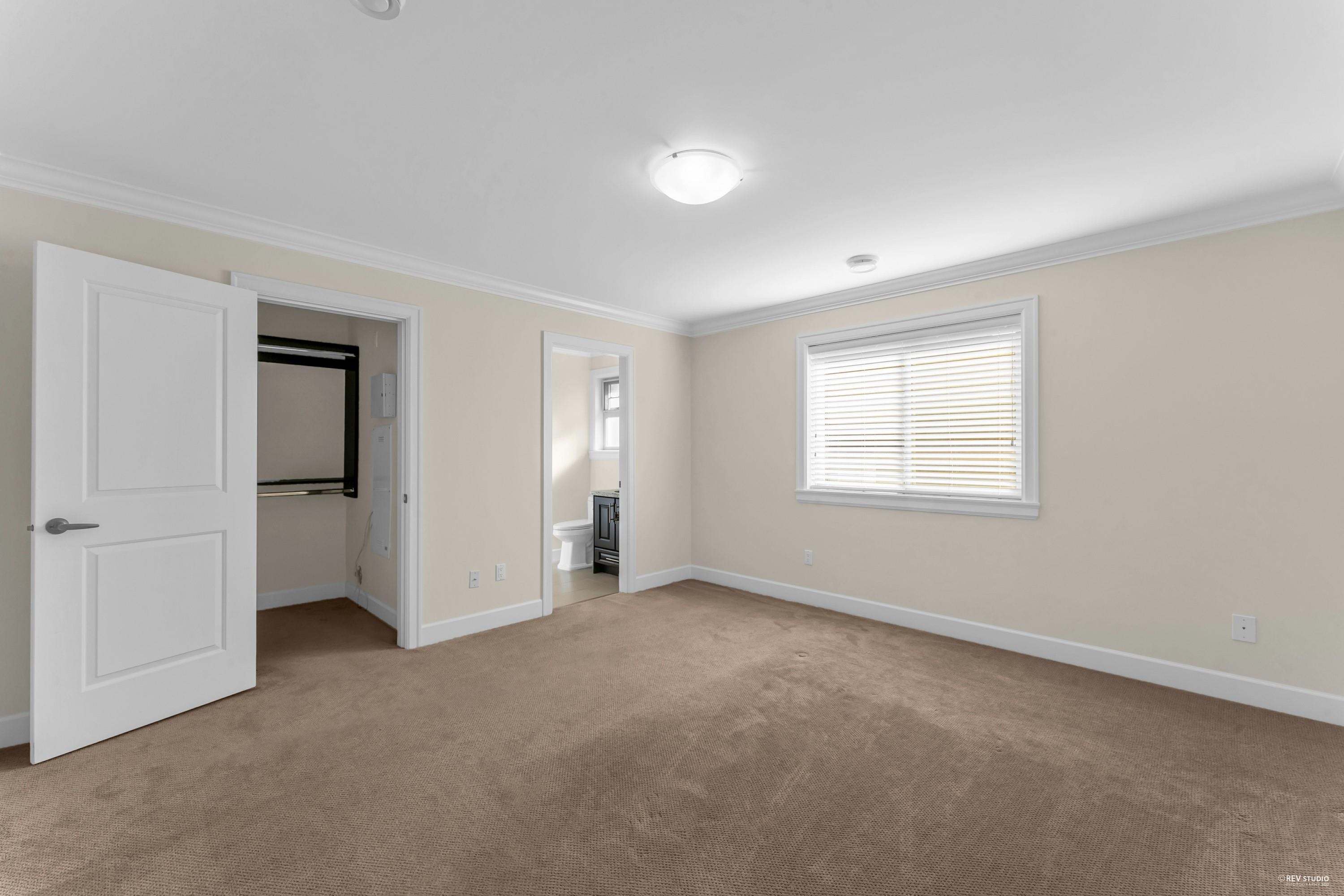 405 MUNDY STREET