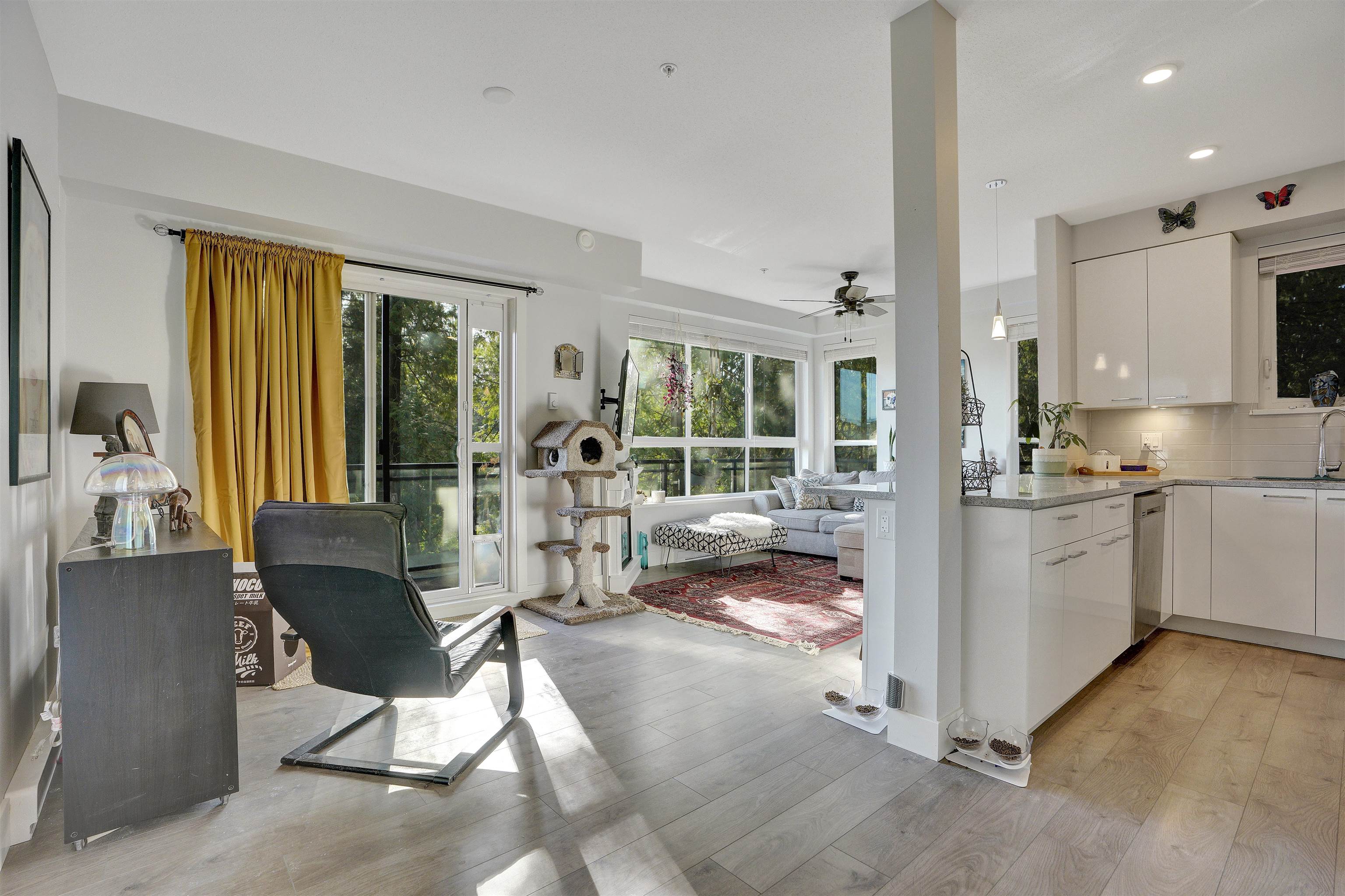 212 5485 BRYDON CRESCENT, #212