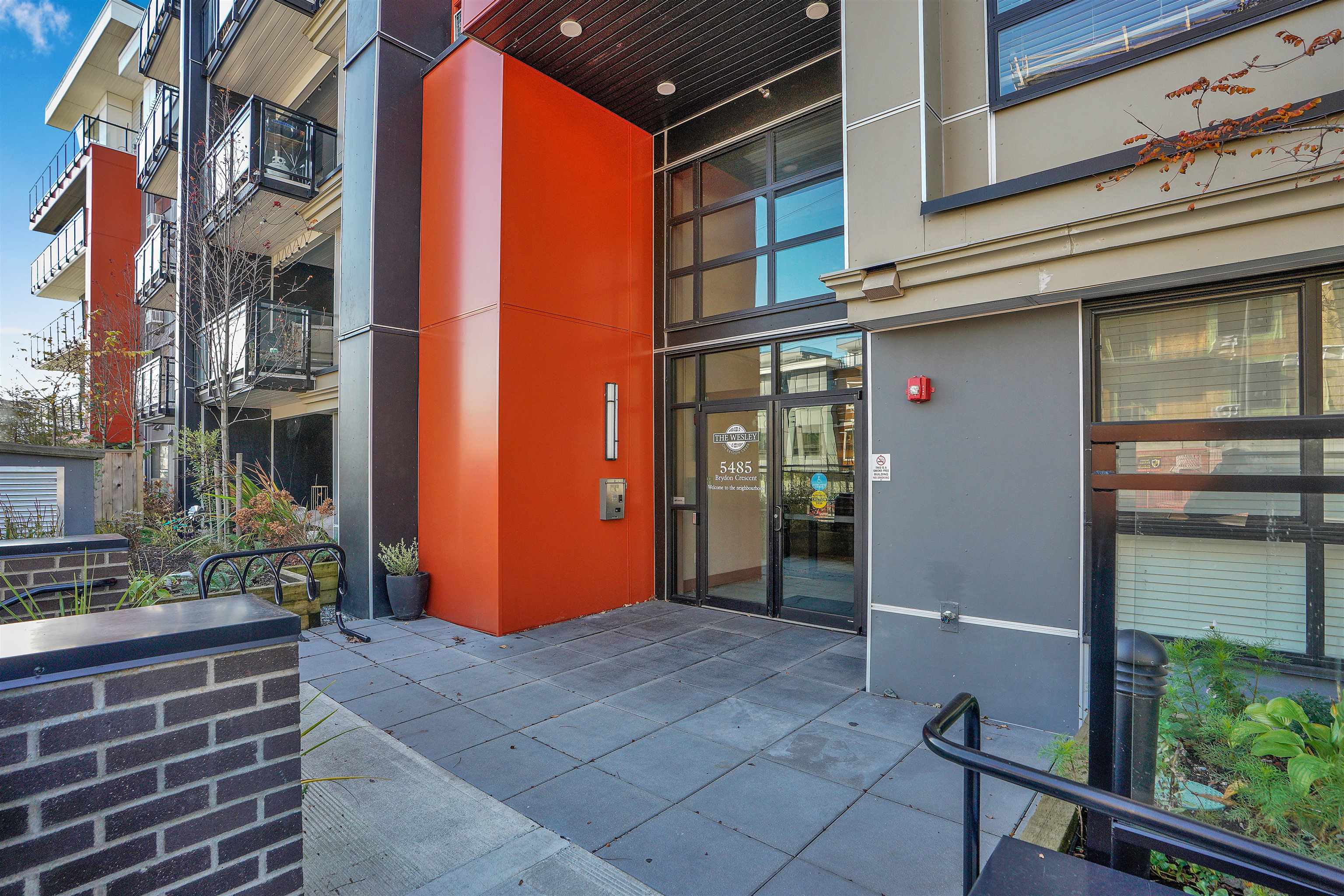212 5485 BRYDON CRESCENT, #212