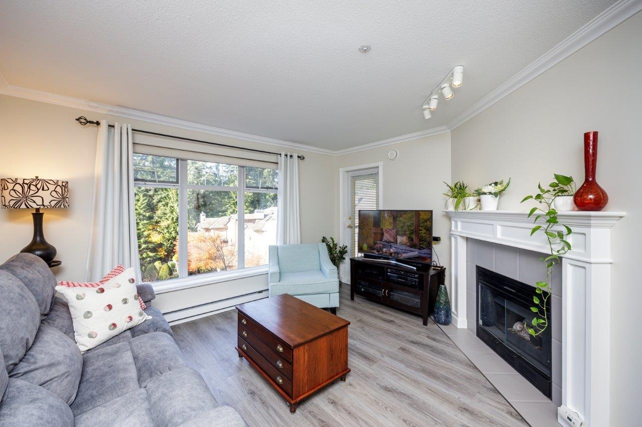 201 1140 STRATHAVEN DRIVE, #201