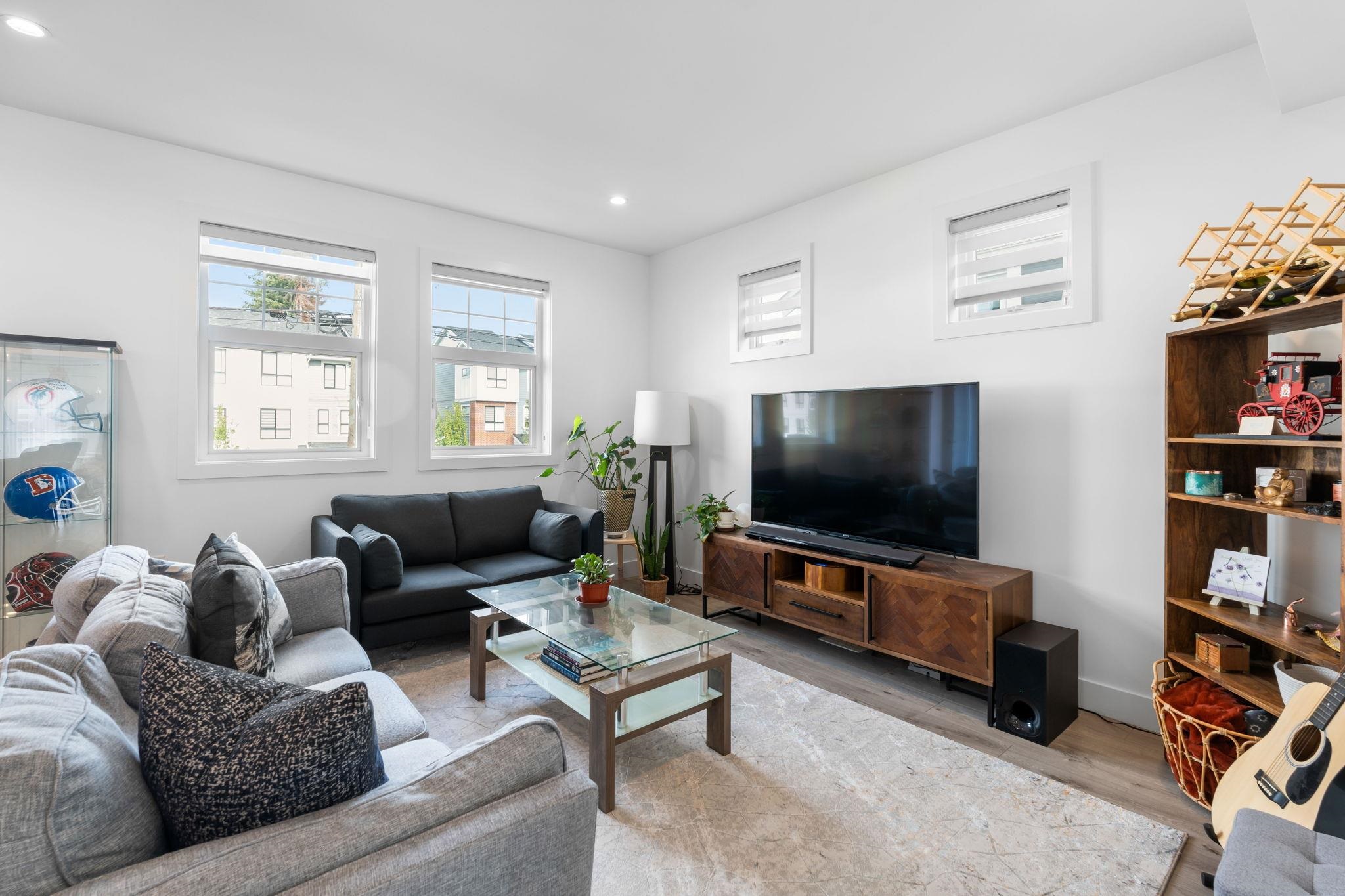 15 7167 116 STREET, #15