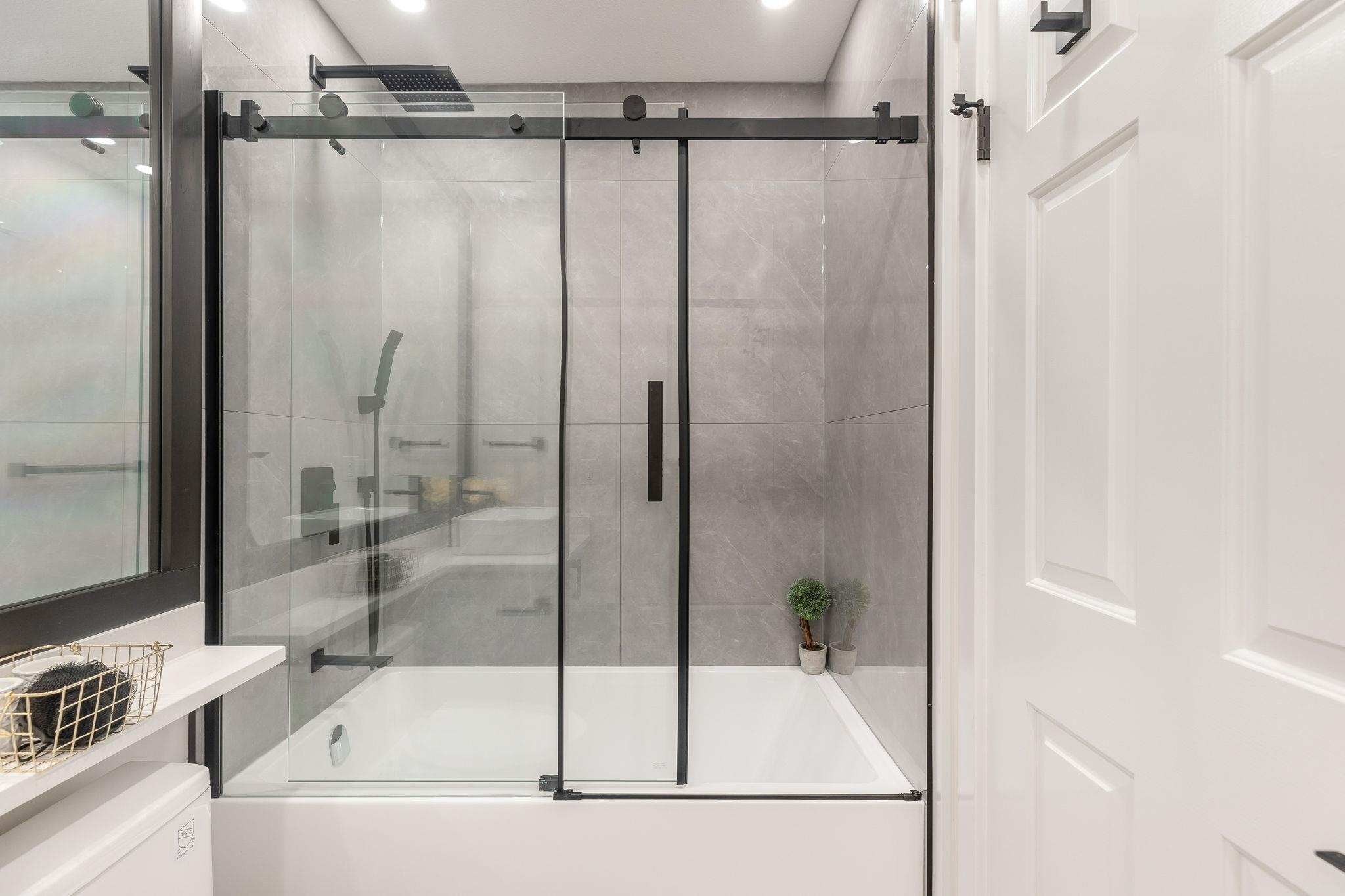 12A 5770 174 STREET, #12A