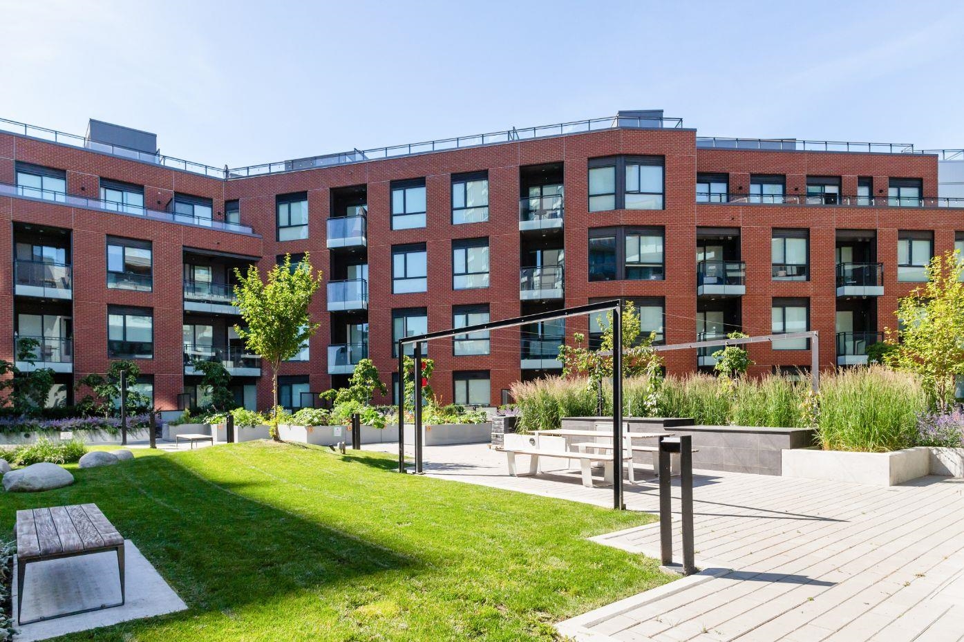 808 3581 E KENT AVENUE NORTH, #808
