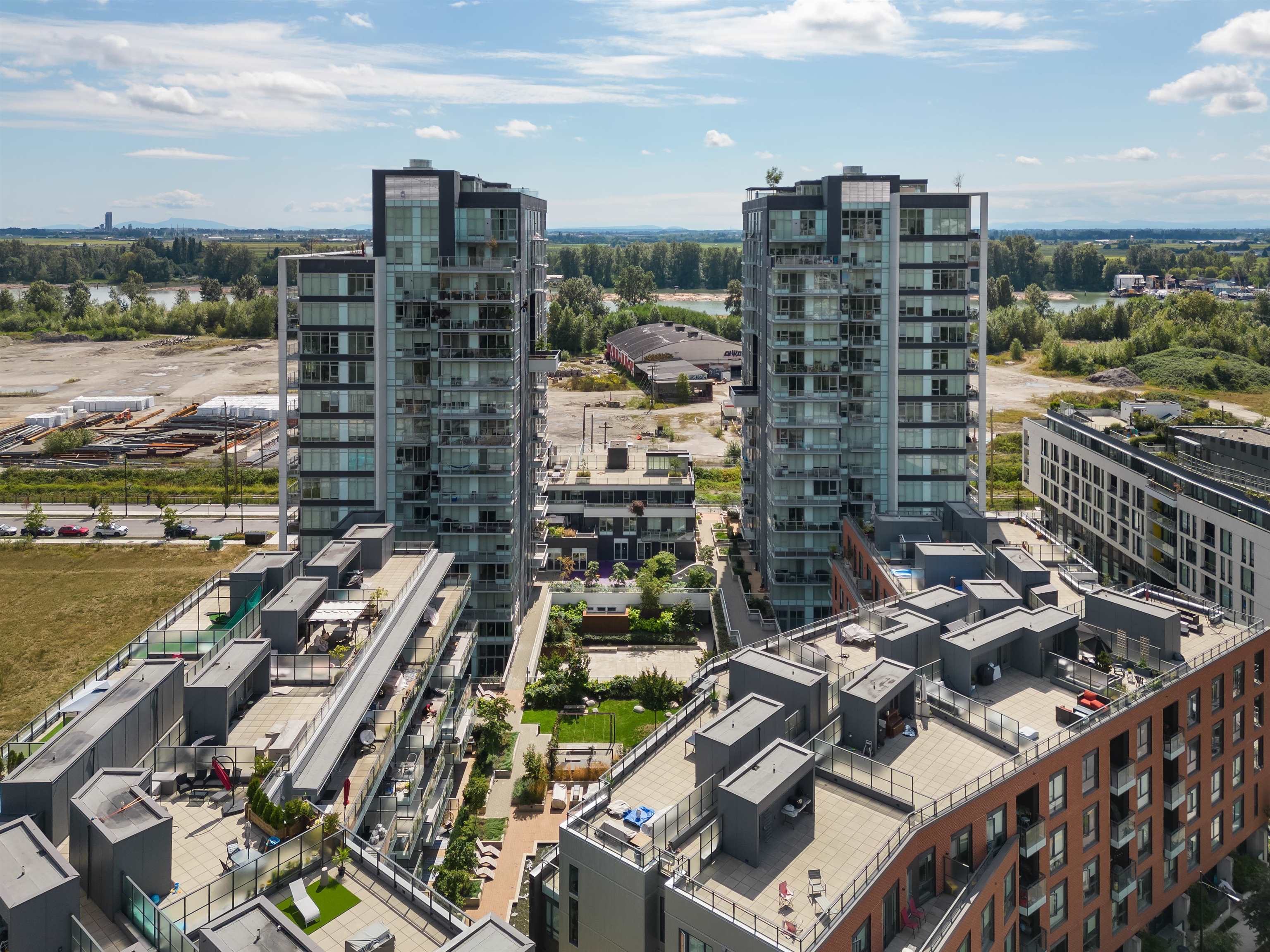 808 3581 E KENT AVENUE NORTH, #808