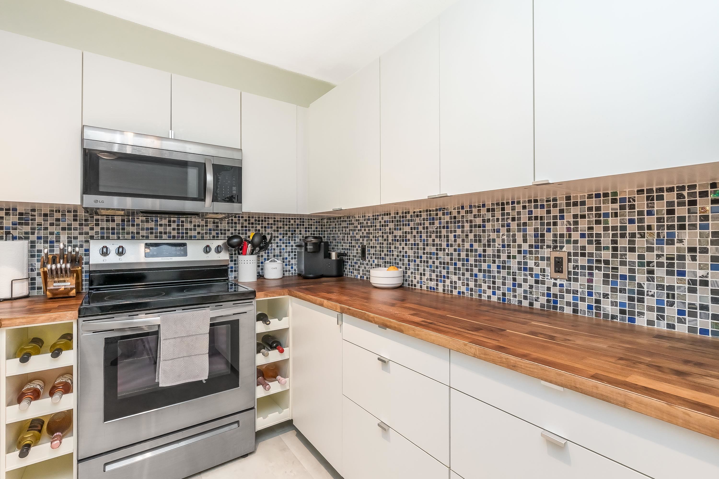 309 15268 105 AVENUE, #309
