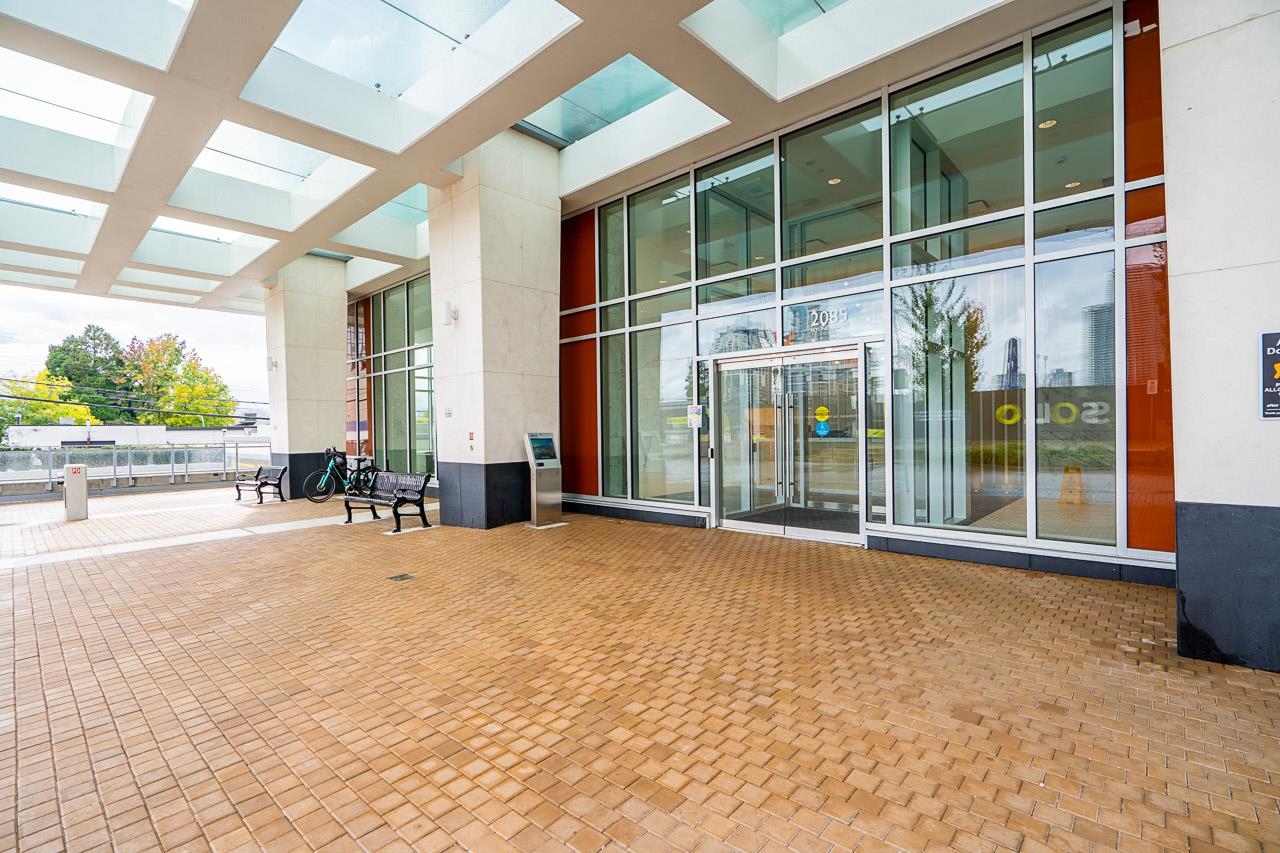 2703 2085 SKYLINE COURT, #2703