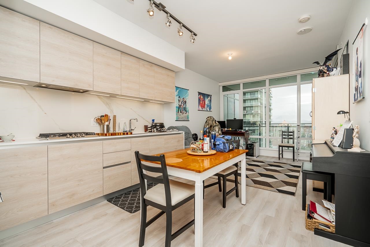 2703 2085 SKYLINE COURT, #2703