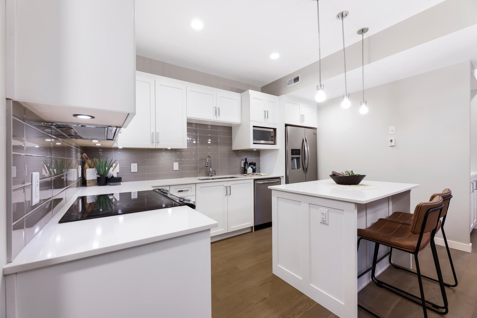 202 9190 CHURCH STREET, #202