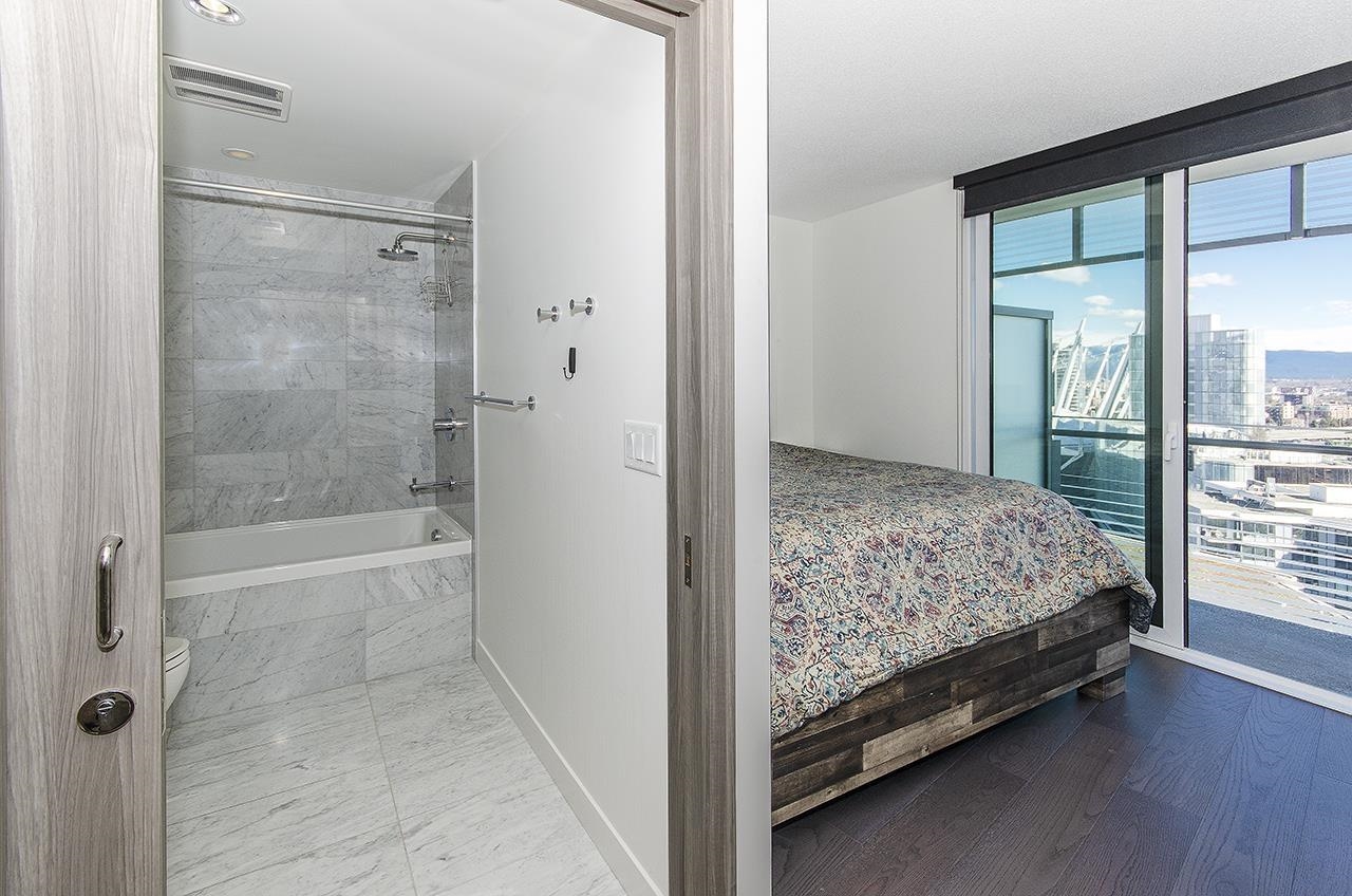 2416 89 NELSON STREET, #2416