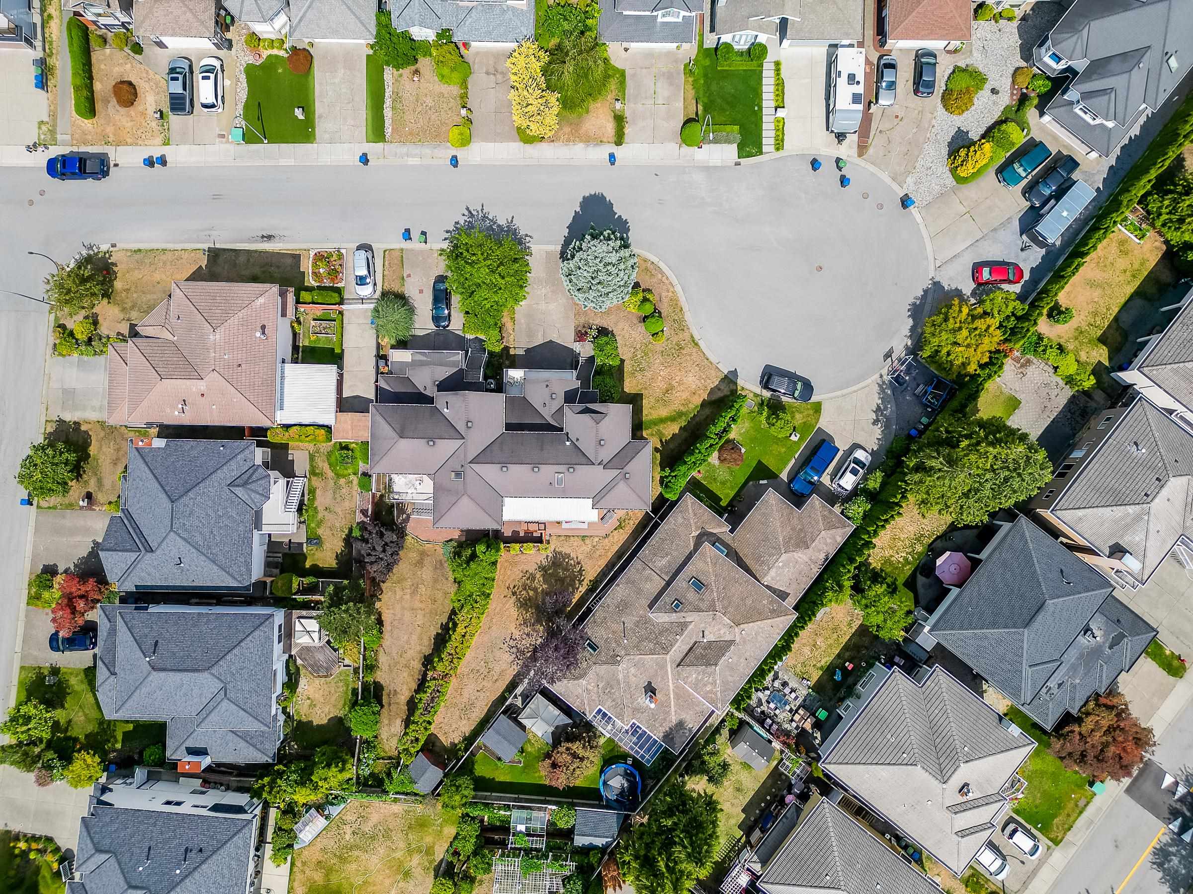 2614 KLASSEN COURT