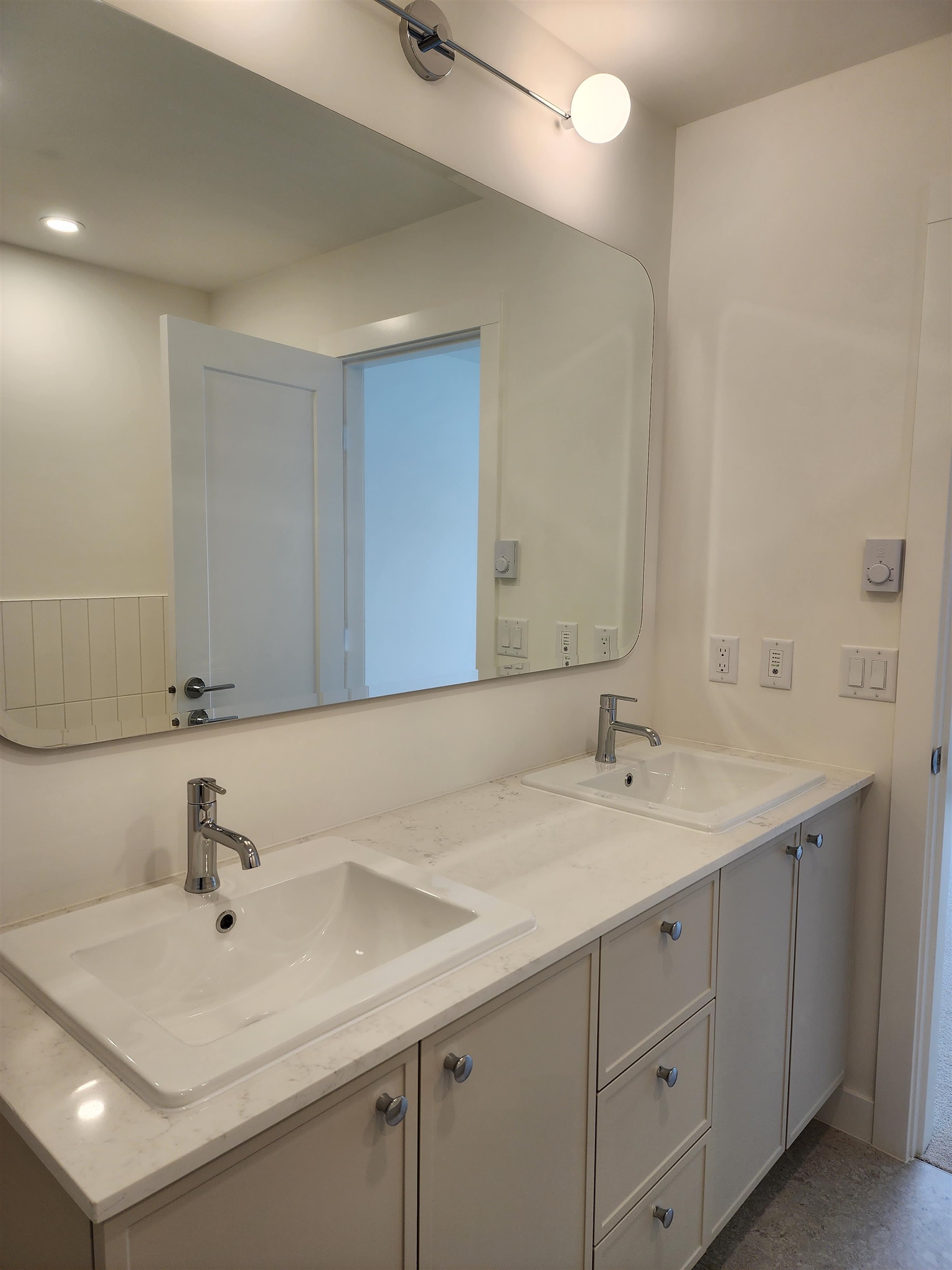 123 14151 58A AVENUE, #123