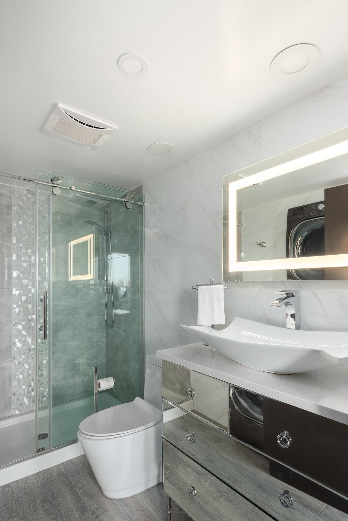 704 1250 QUAYSIDE DRIVE, #704