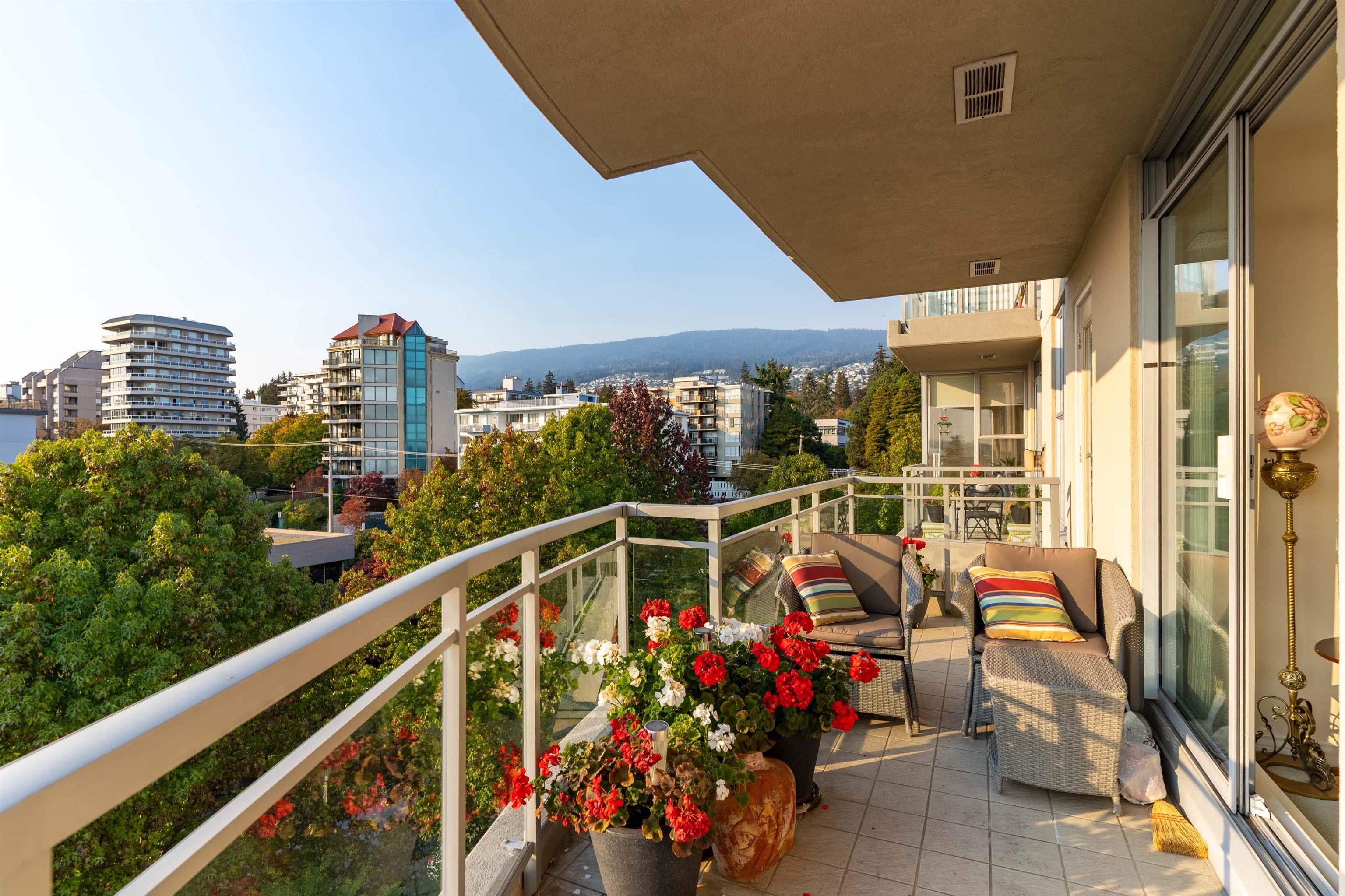 601 588 16TH STREET, #601