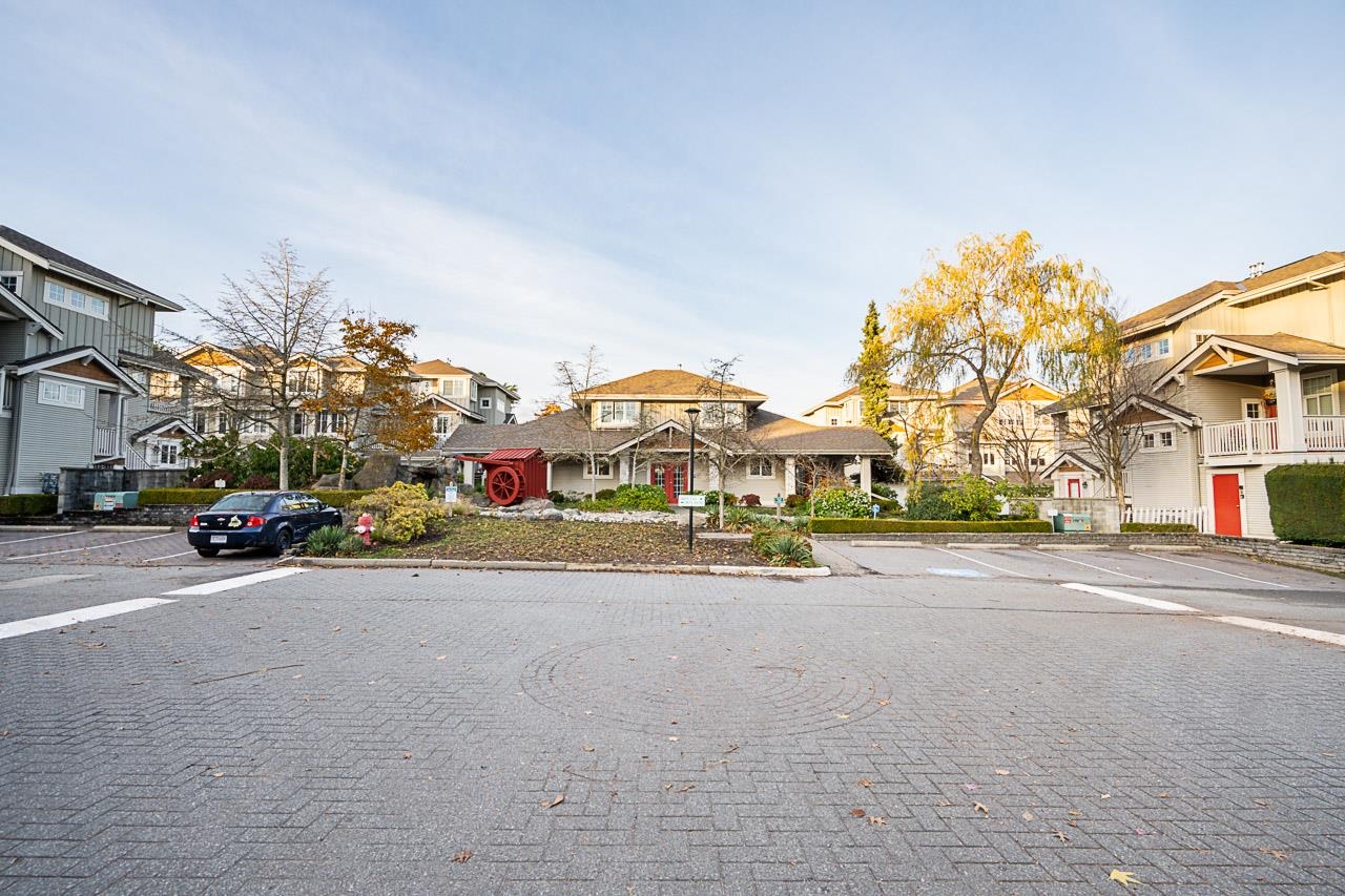 21 14877 58 AVENUE, #21