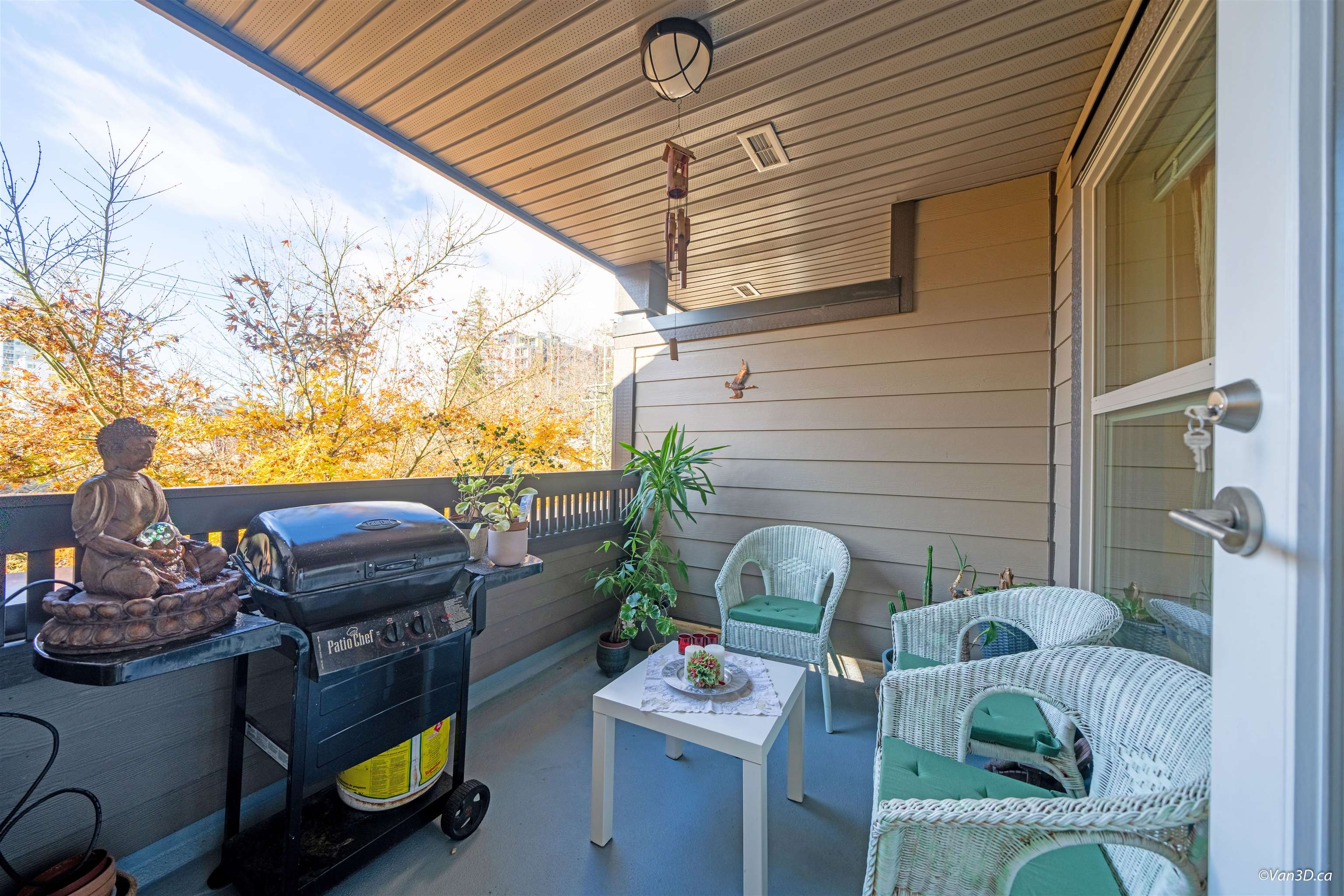 209 1468 ST ANDREWS AVENUE, #209