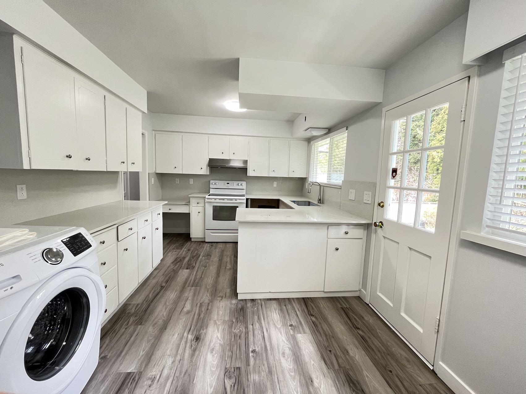 548 ENGLISH BLUFF ROAD