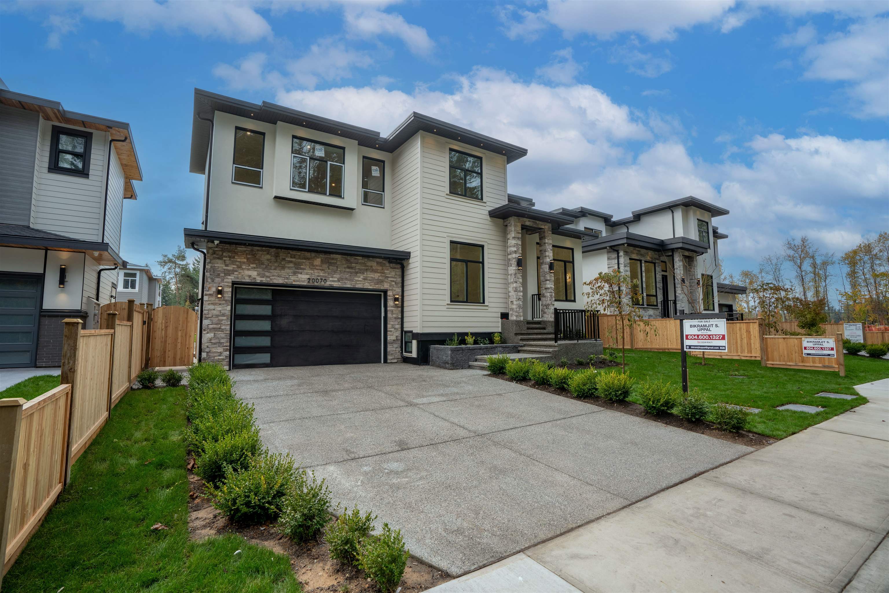 20070 27A AVENUE