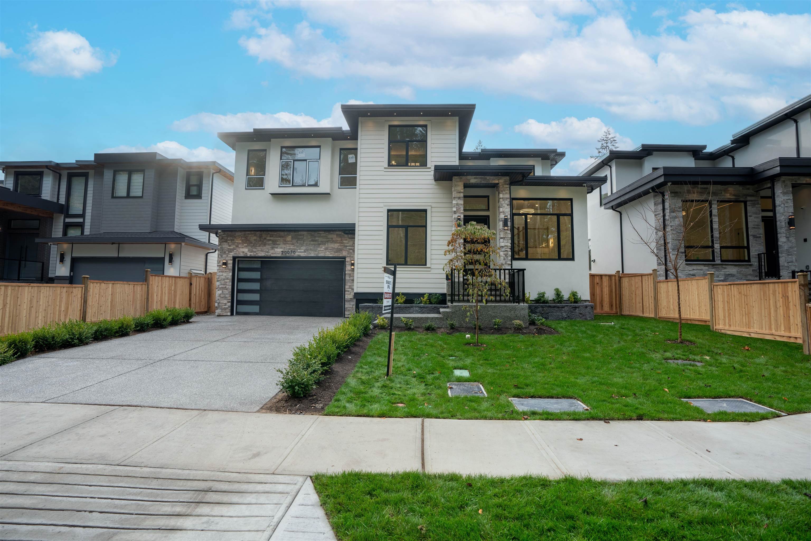 20070 27A AVENUE
