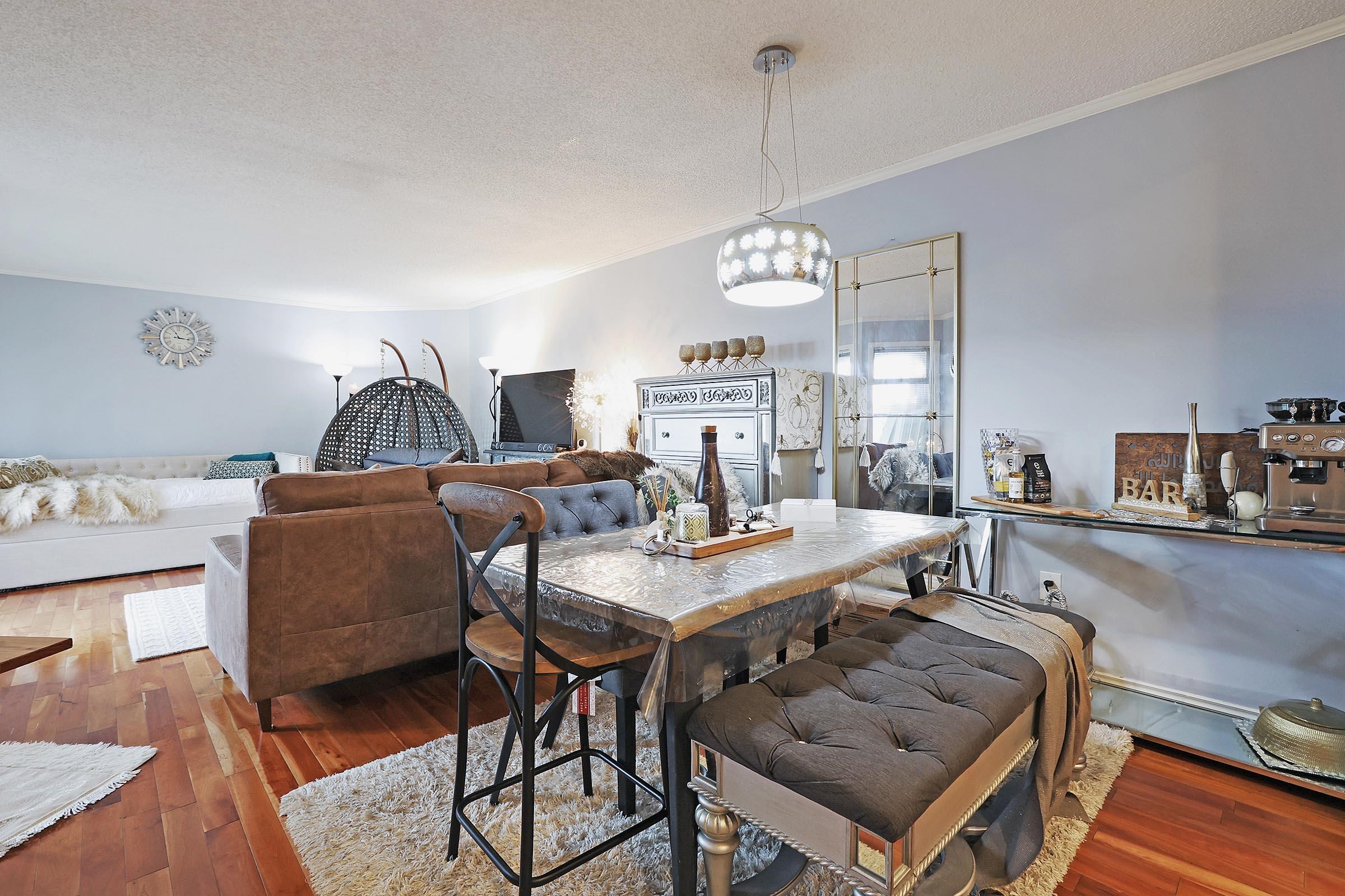 304 925 W 10TH AVENUE, #304