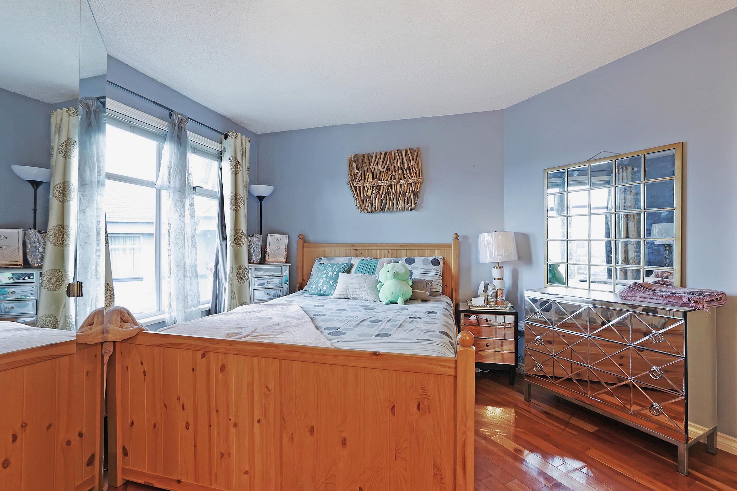 304 925 W 10TH AVENUE, #304