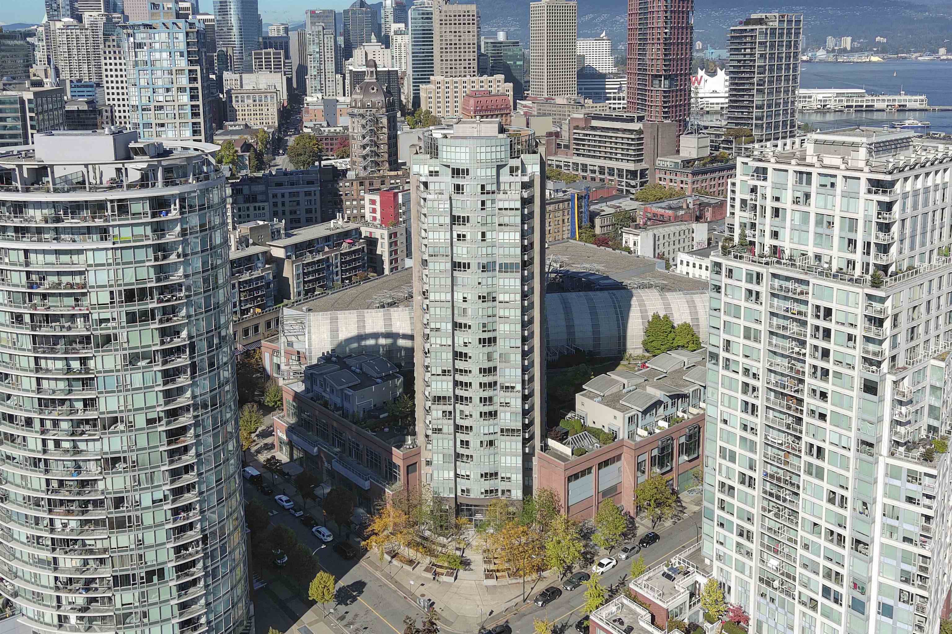 1601 183 KEEFER PLACE, #1601