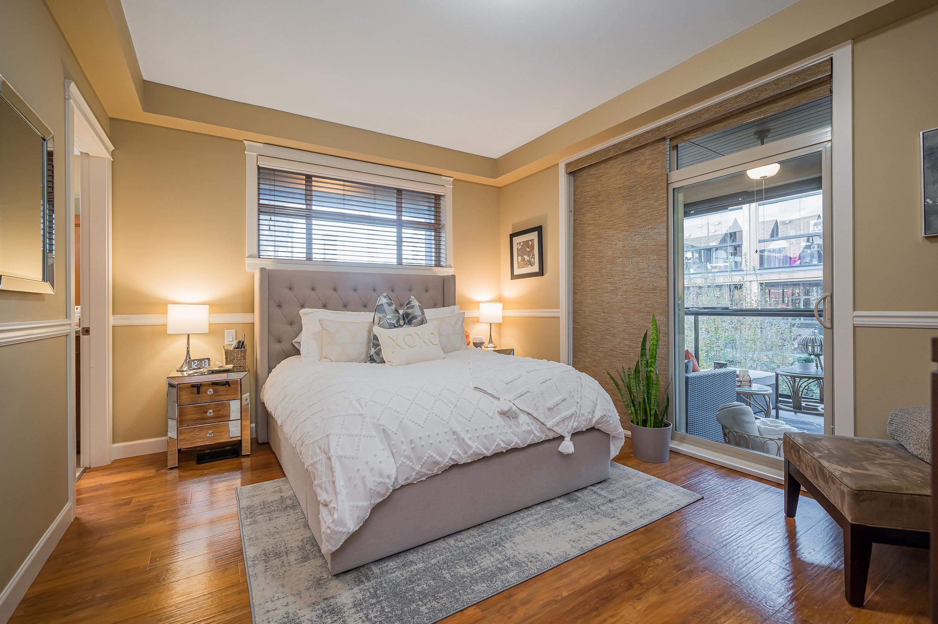 427 8288 207A STREET, #427
