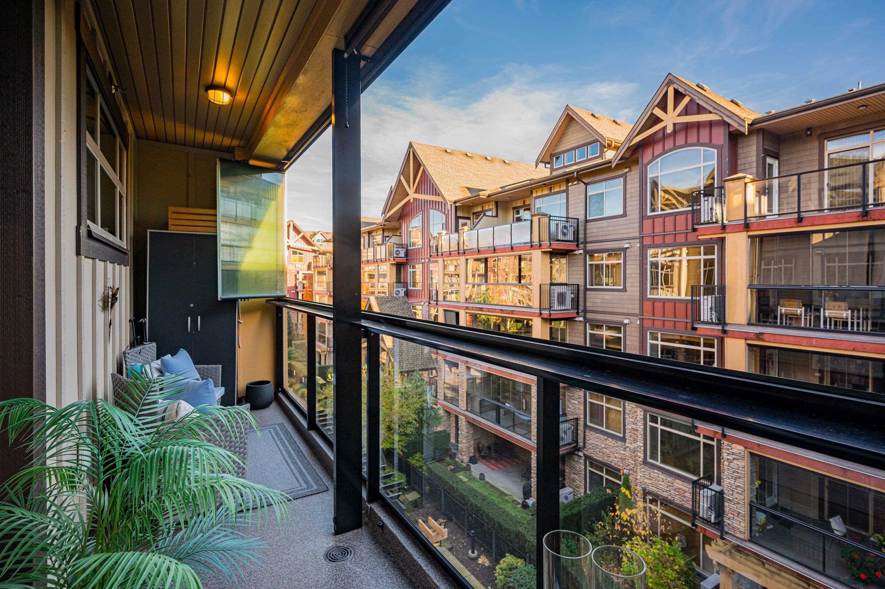 427 8288 207A STREET, #427