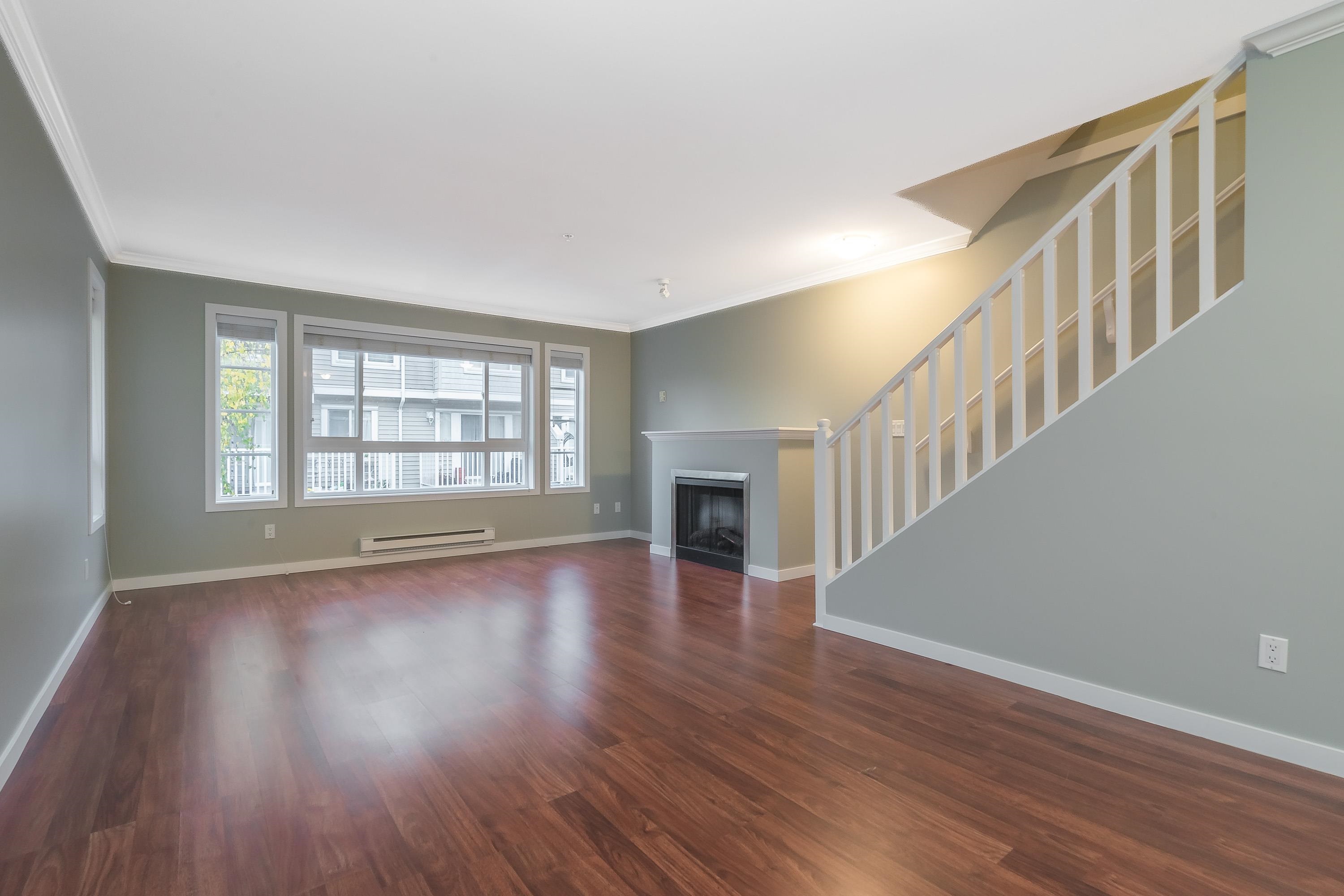 7 5255 201A STREET, #7