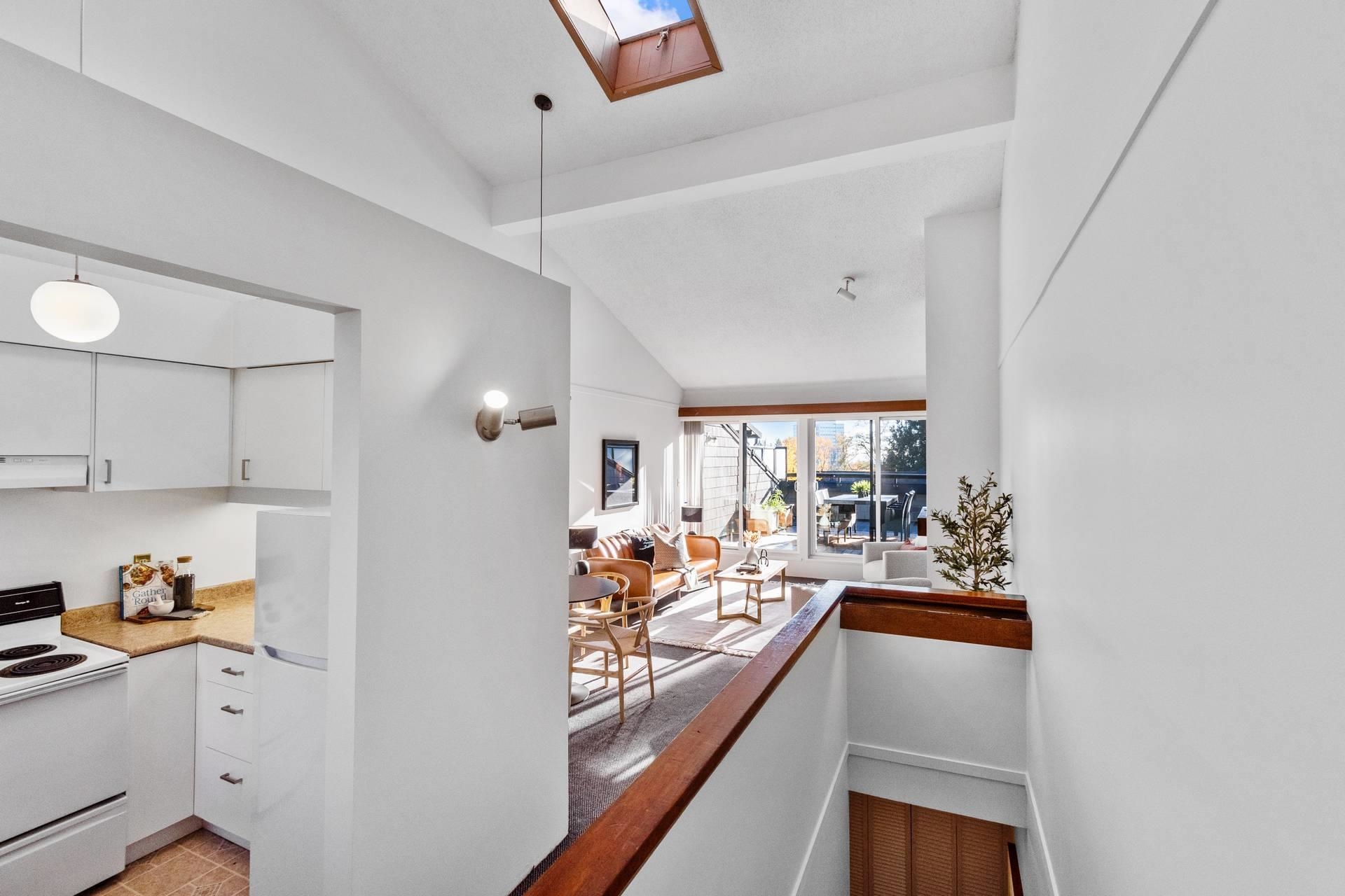 332 7377 SALISBURY AVENUE, #332