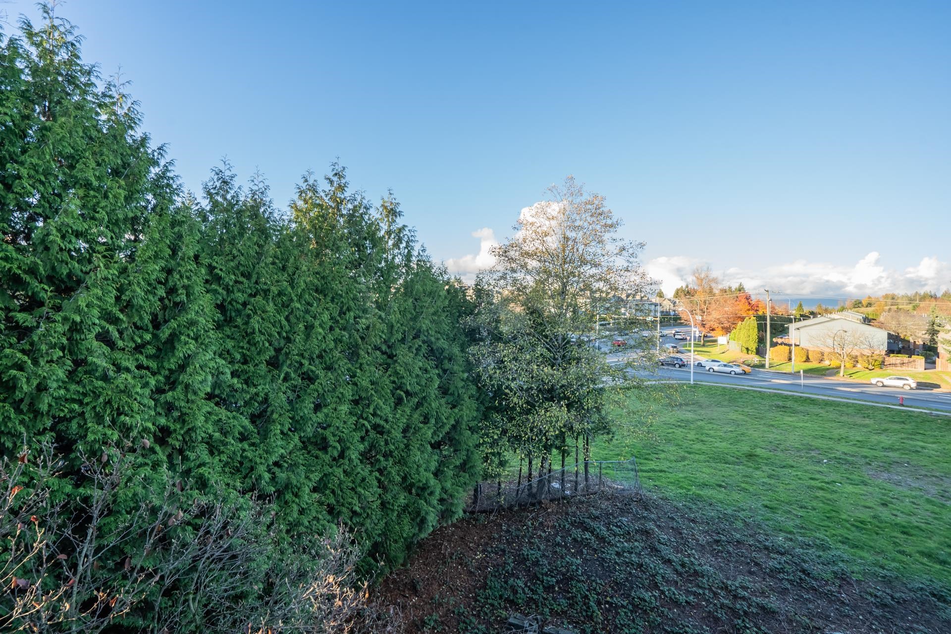 411 15220 GUILDFORD DRIVE, #411