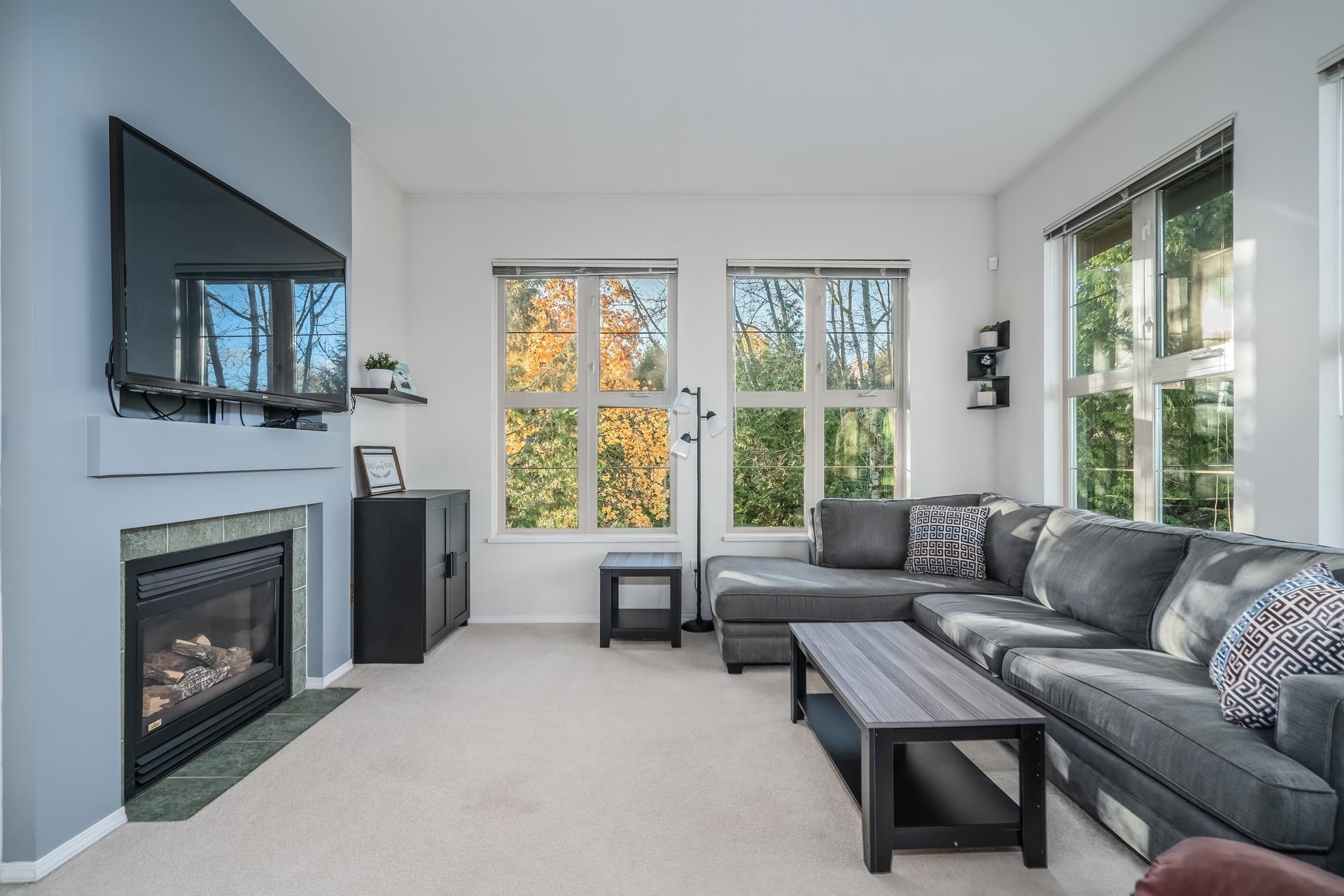 411 15220 GUILDFORD DRIVE, #411