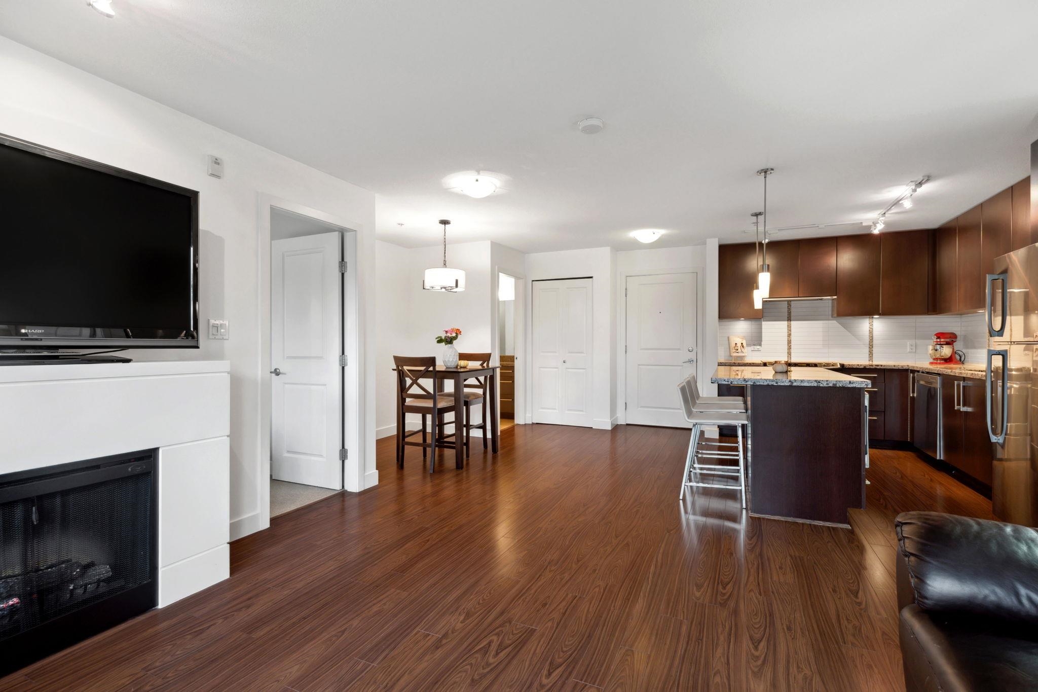 308 15765 CROYDON DRIVE, #308