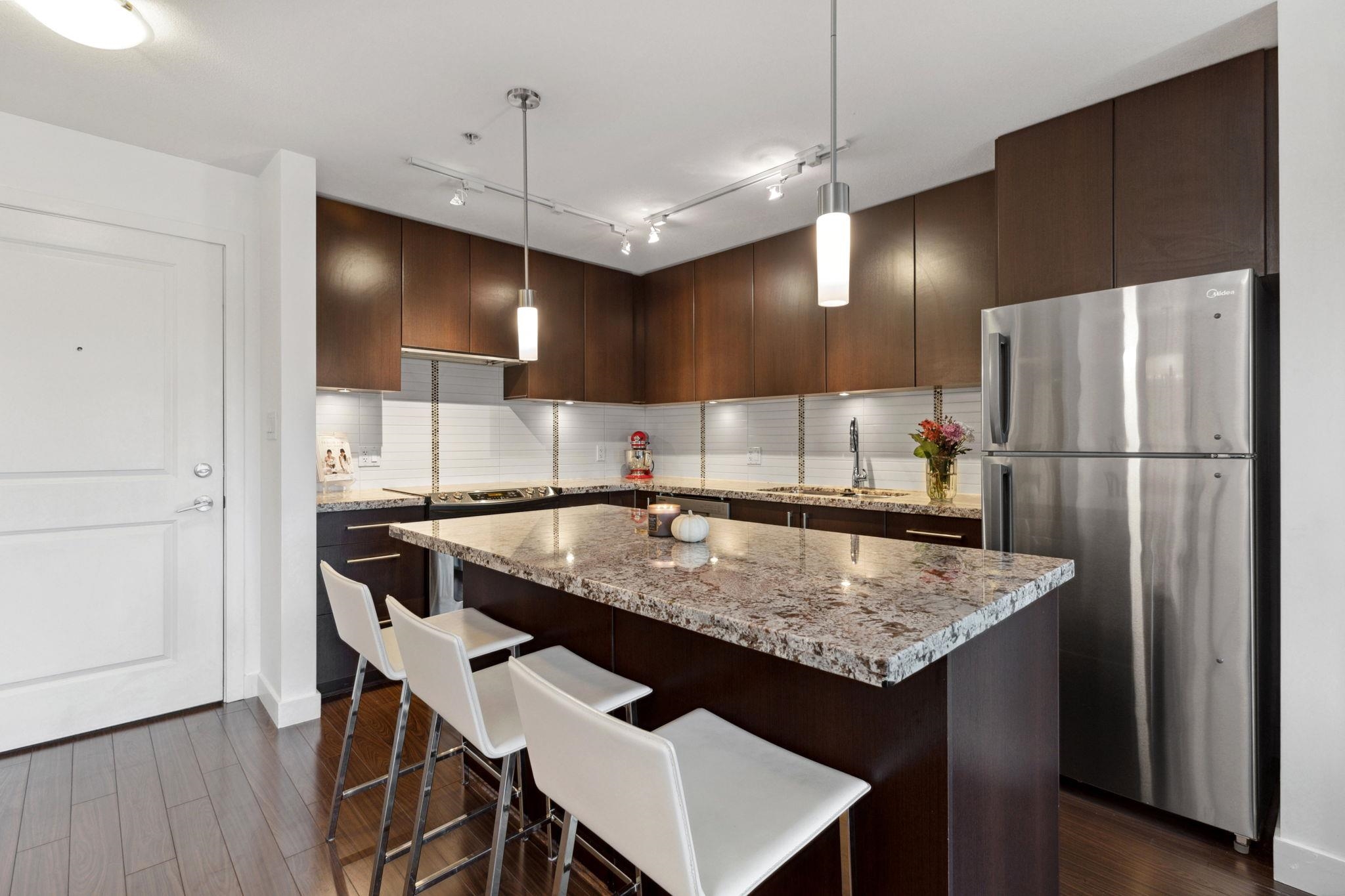 308 15765 CROYDON DRIVE, #308