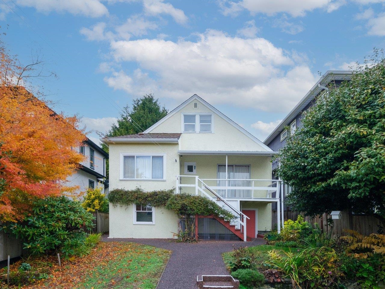 134 W 40TH AVENUE