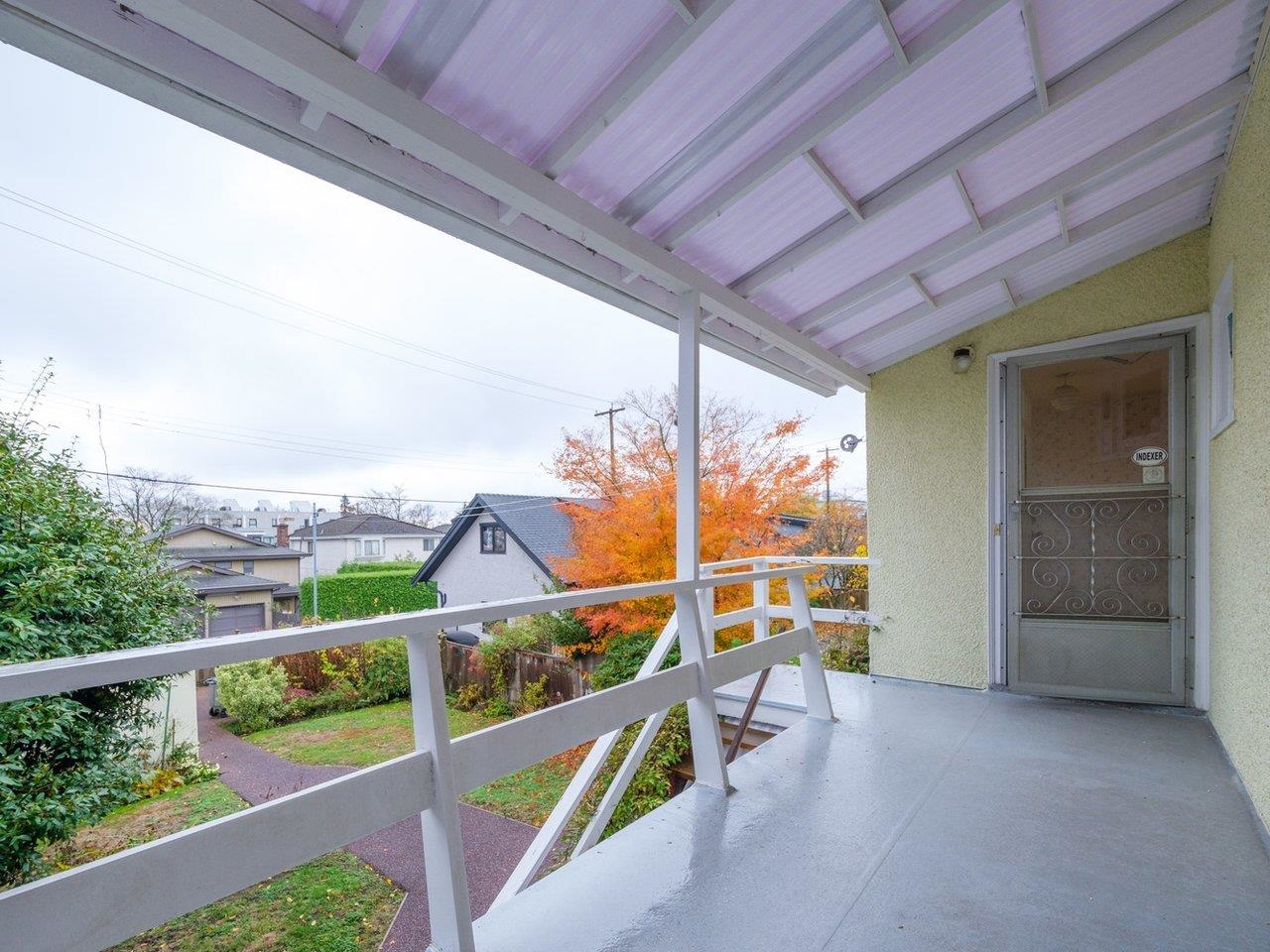 134 W 40TH AVENUE