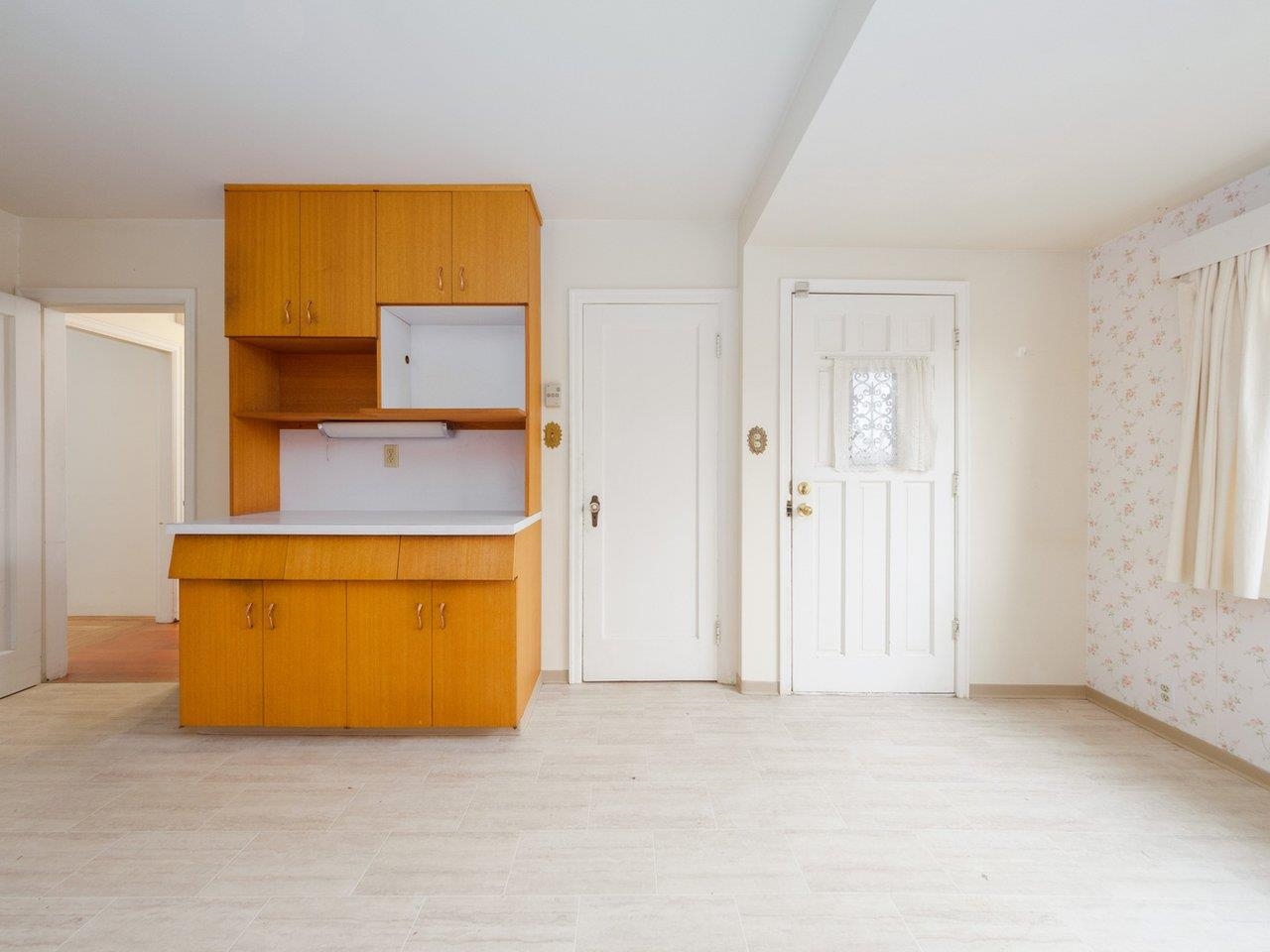 134 W 40TH AVENUE