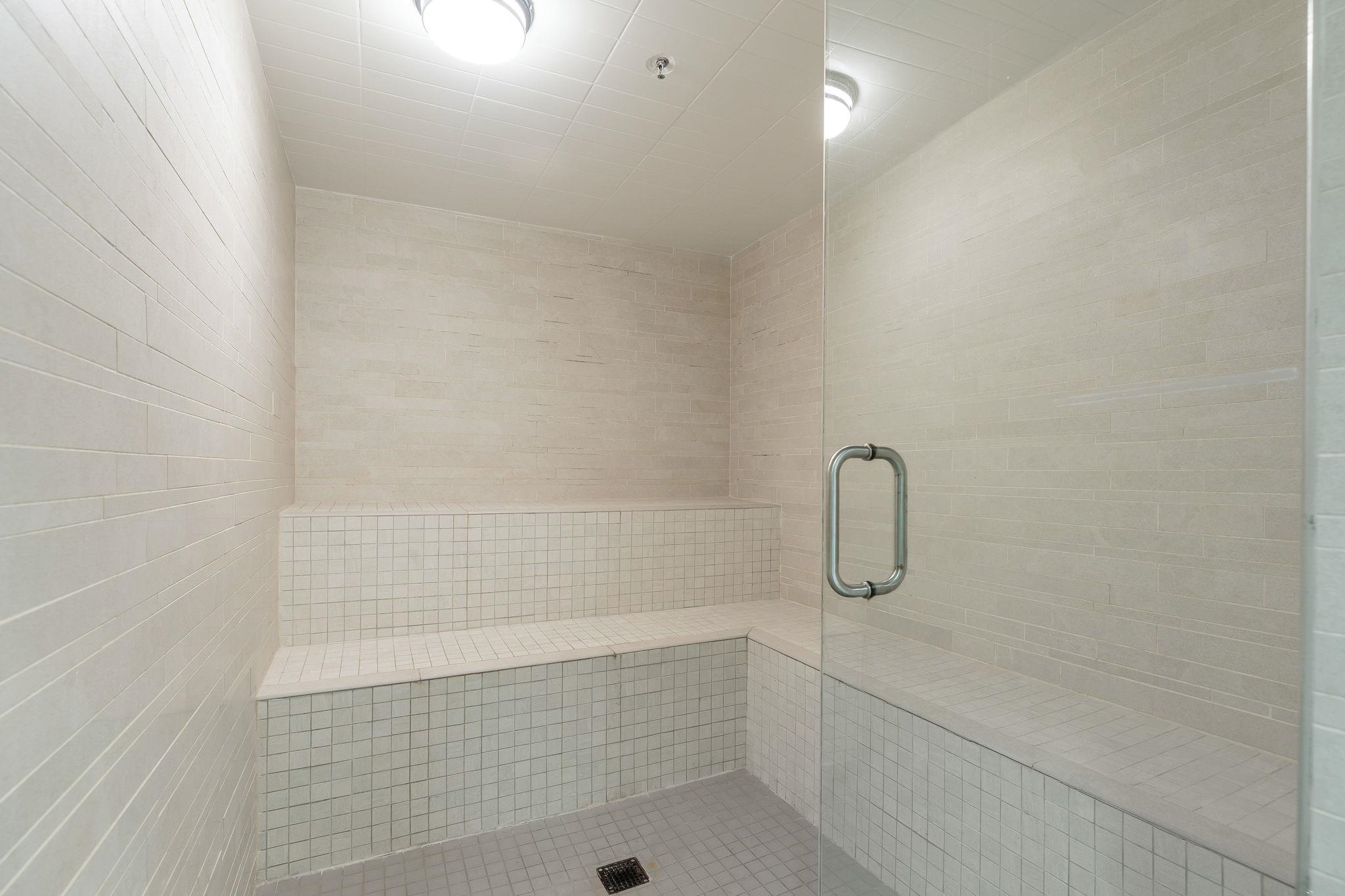 906 8588 CORNISH STREET, #906