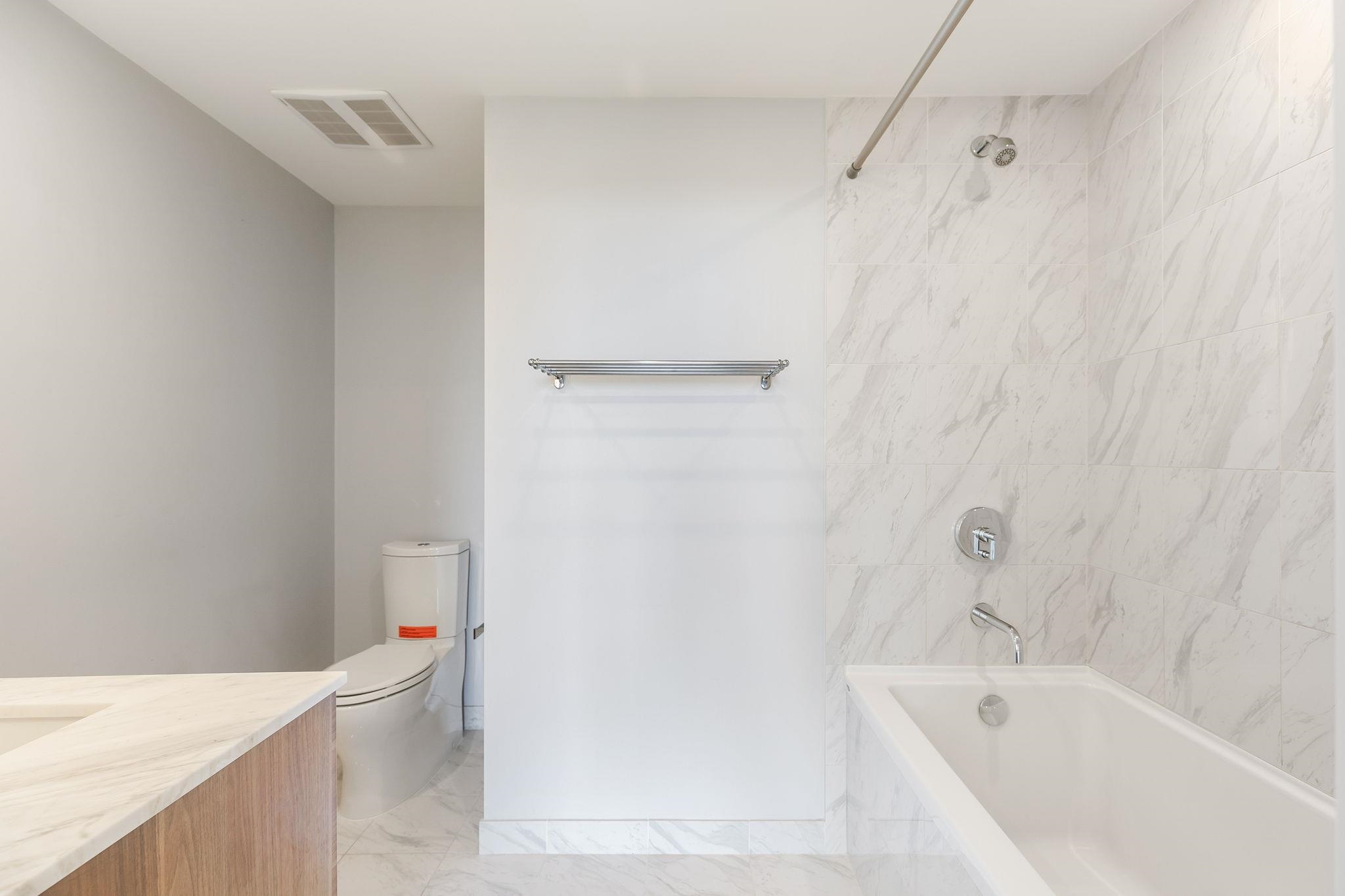 906 8588 CORNISH STREET, #906