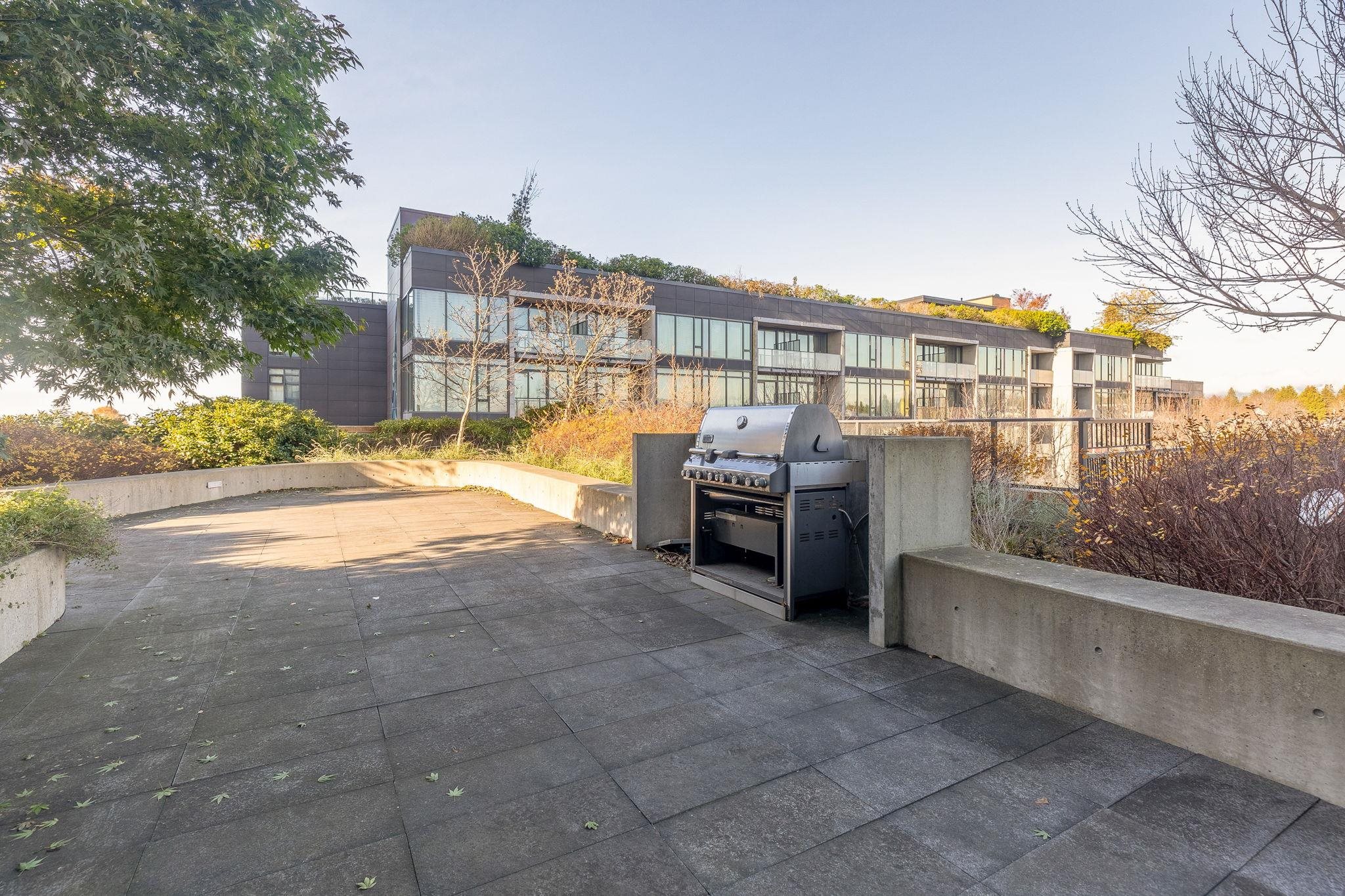 906 8588 CORNISH STREET, #906